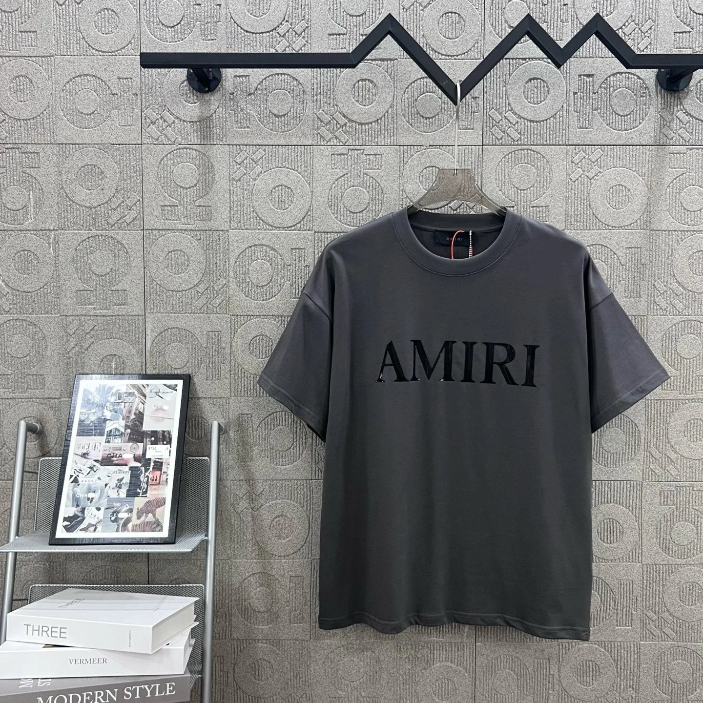Amiri T-shirt Front Chest Letter Print logo round Neck Short Sleeve25ss New pure cotton T Unisex T-Shirt OS Drop Shoulder Loose Fit Base Shirt Top T-Shirt Short Sleeve