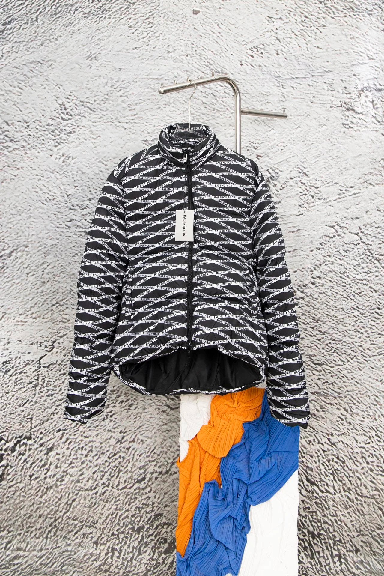 Balenciaga Down Jacket Asymmetrical Letter Full Print Bullet Screen Oversized Turtle Back Down Jacket Unisex Cotton Coat
