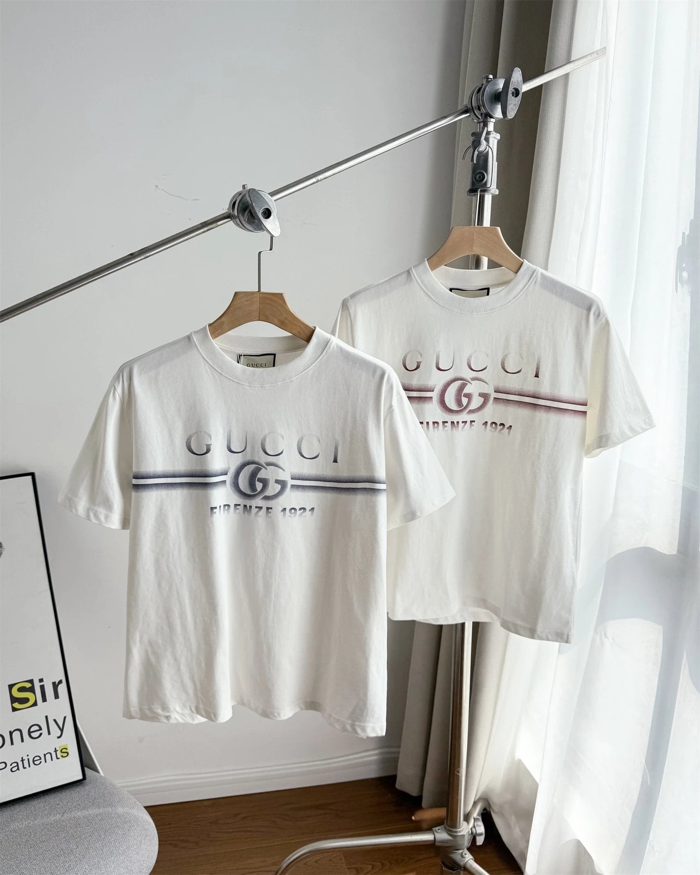 Gucci T-shirt Chest with Faded Letter Print logo round Neck Short Sleeve25ss New pure cotton T Unisex T-Shirt OS Drop Shoulder Loose Fit Base Shirt Top T-Shirt Short Sleeve