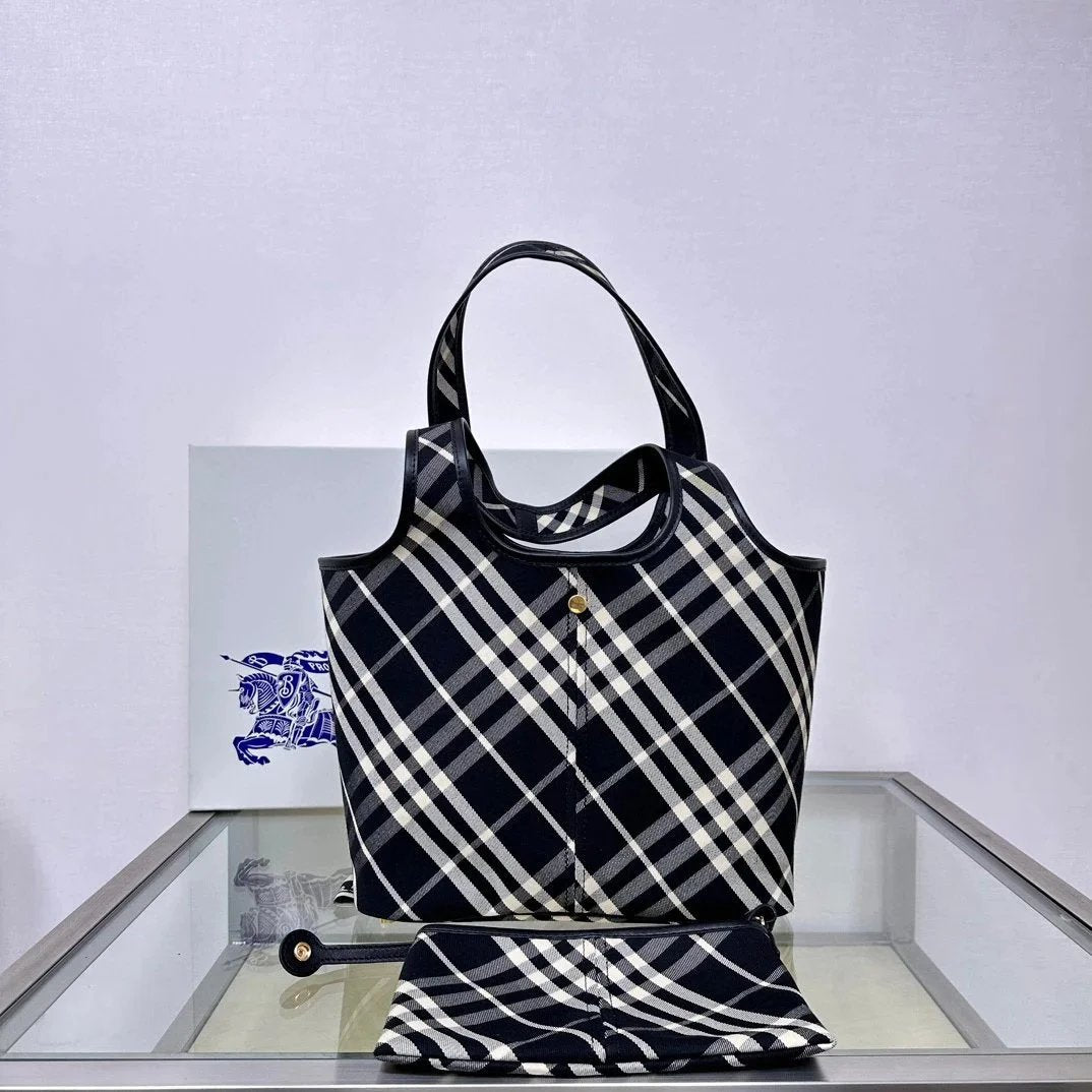 Burberry Women's Bag Top version 【Treasure Item】24New Soft Upright Tote Tote Bag Twill Waterproof Fabric Women's One Shoulder Handbag Shopping Bag Mummy Bag