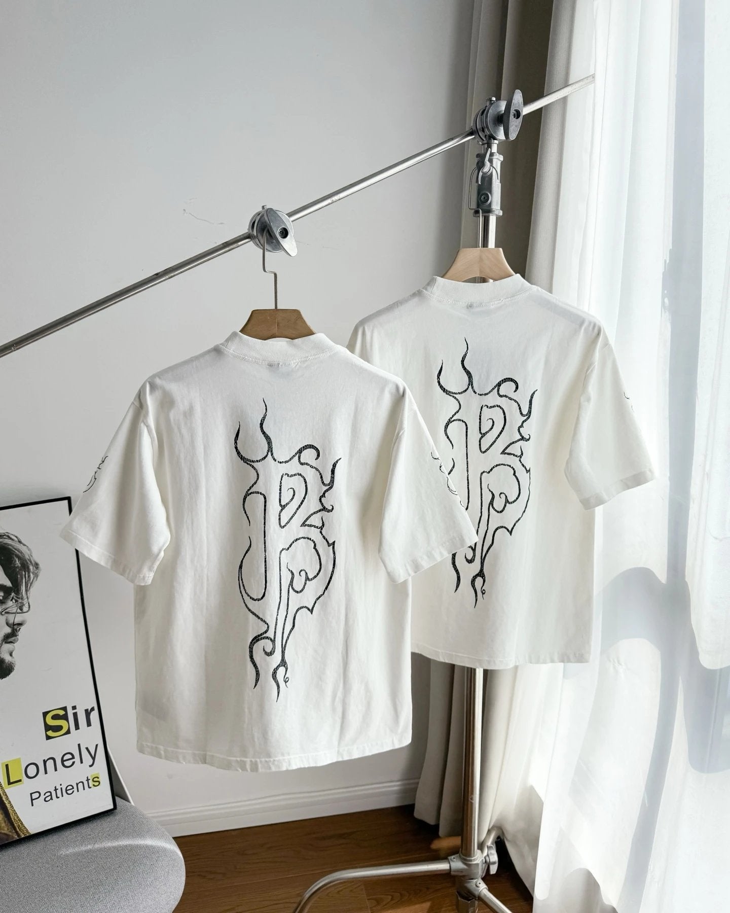 Balenciaga T-shirt Back Flame B Letter Print logo round Neck Short Sleeve25ss New Pure Cotton Unisex Style T Casual T-Shirt Base Layer Shirt OS Loose Fit Half Sleeve Top Plus Size