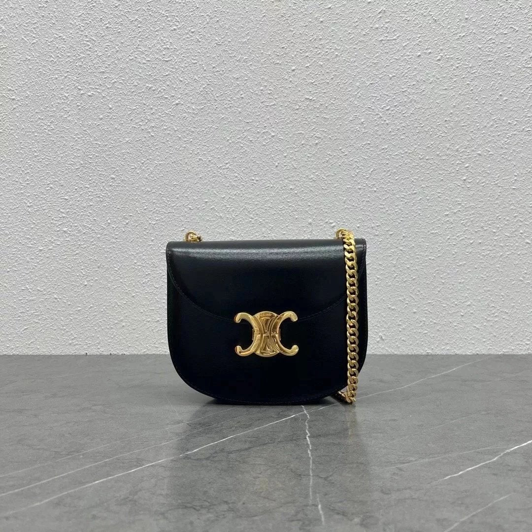 Celine women's bag Top version 【Original Leather Quality】2022Winter New Chain Saddle Bag TEENBESATRIOMPHE Early Autumn New Arc De Triomphe Saddle Bag Shoulder Chain Bag Crossbody Bag Classic Triumph Door Latch Metal110973