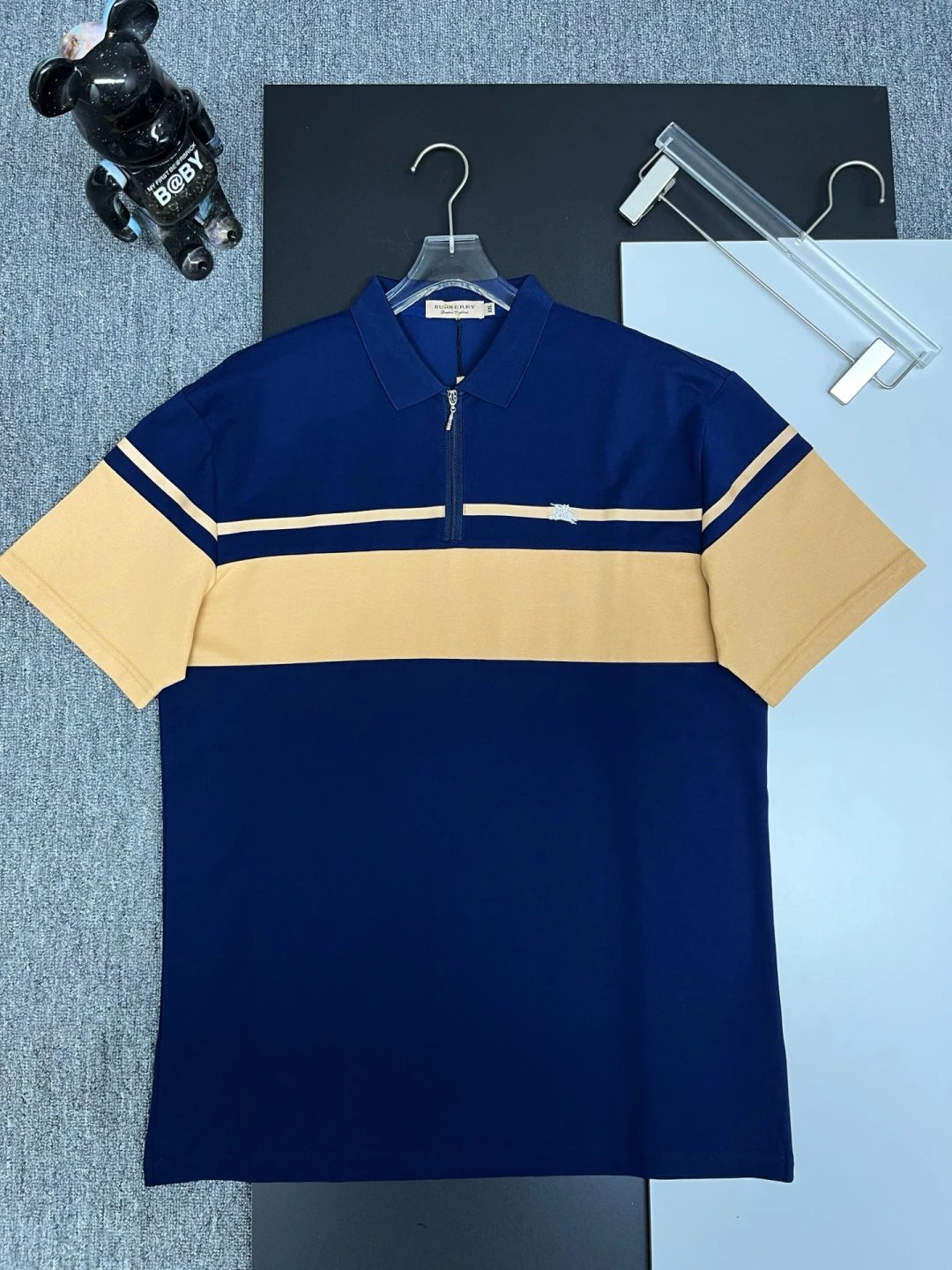 Burberry T-shirt Chest Stripe Embroidery logoPOLO Shirt Lapel Short Sleeve25ss New Unisex Summer Short Sleeve OS Loose T Business Half Sleeve Shirt Plus Size T-Shirt