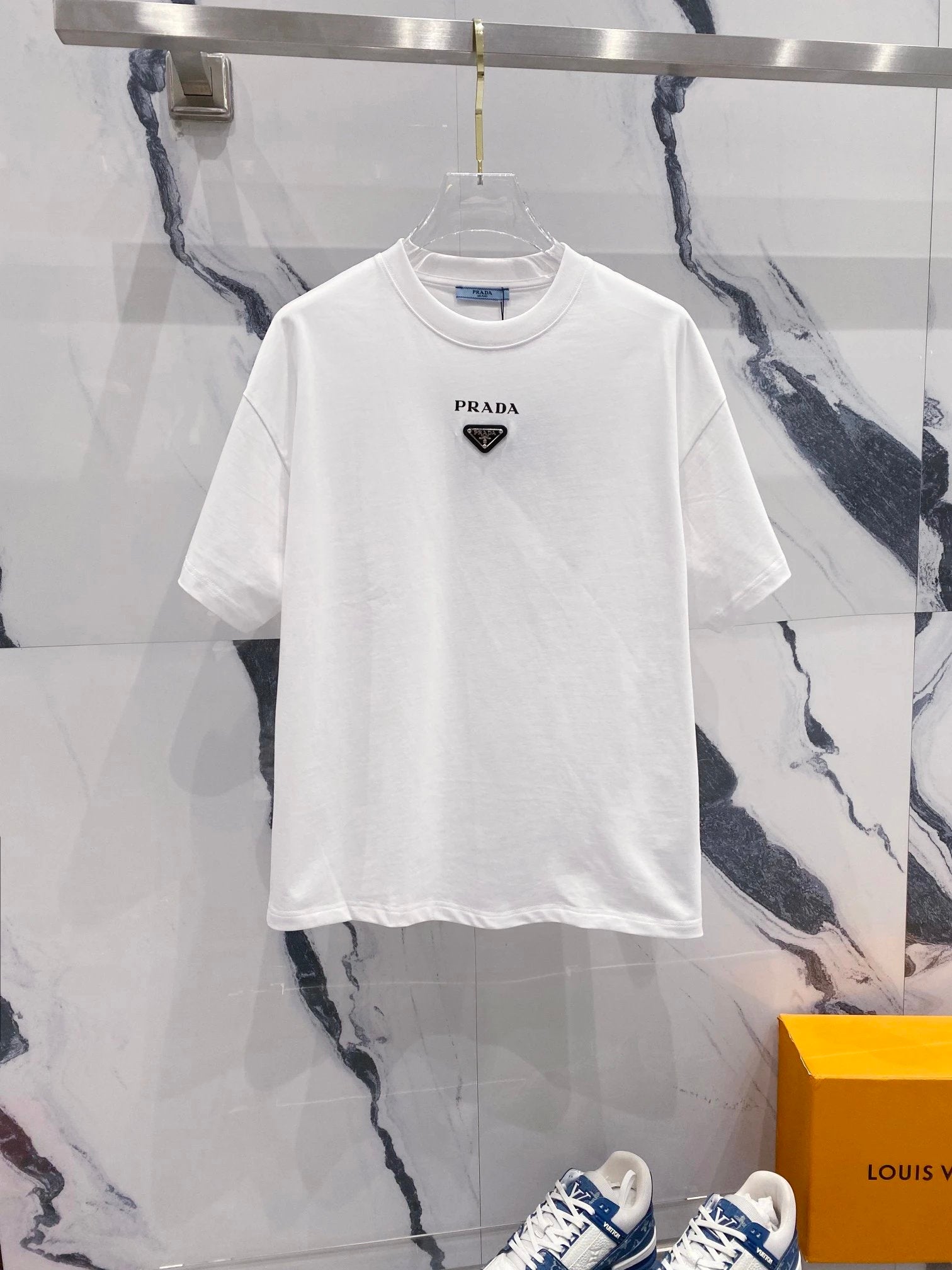 PRADA T-shirt Minimalist Small Letters LOGO Printed Triangle Logo Badge Design Crew Neck Short Sleeve Pure Cotton Unisex T T-shirt OS Loose Fit T-Shirt Casual Simple Base Shirt