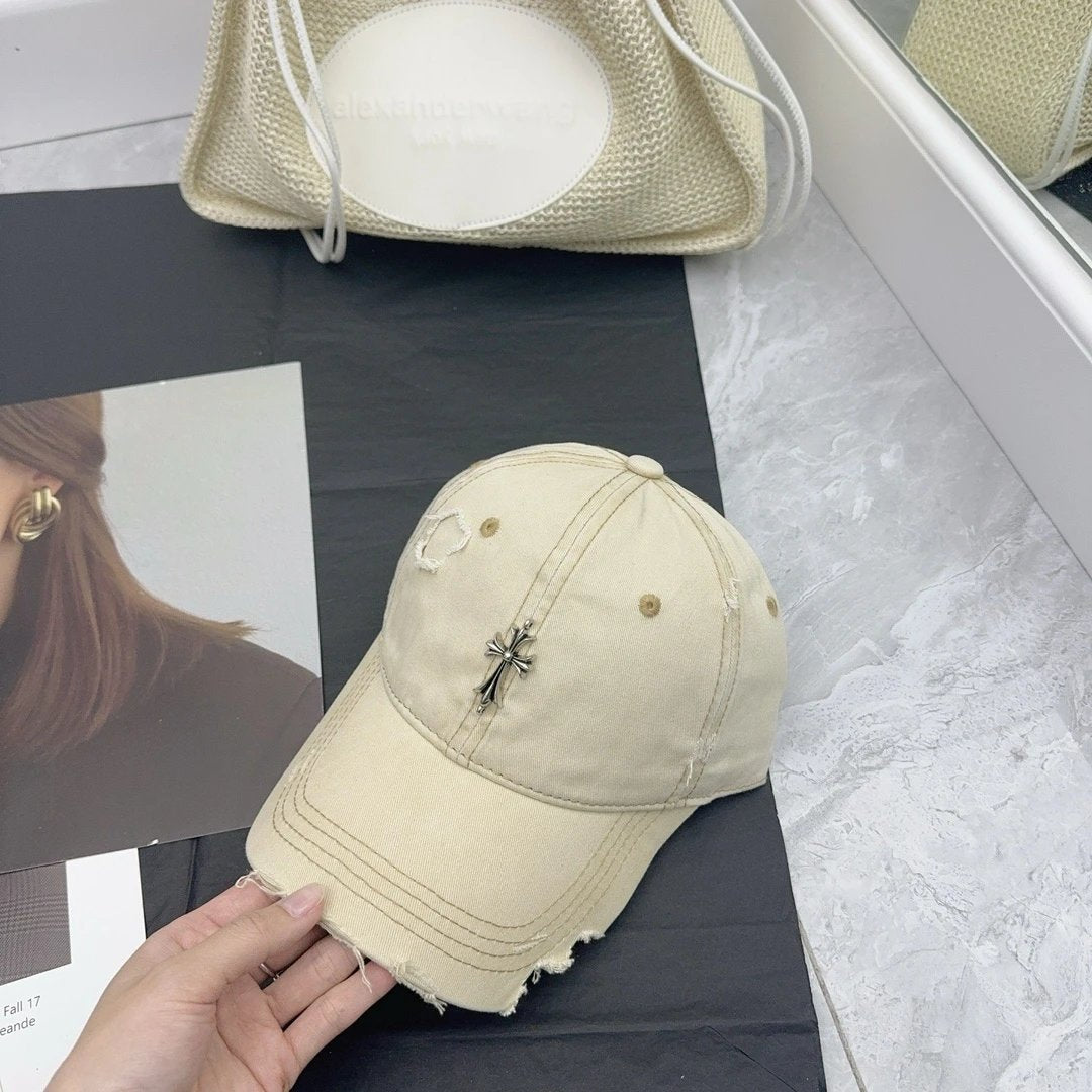 Chrome Hearts Hat Gold Label logo Baseball Cap Sunshade Sun Protection Duckbill Cap Large Head Circumference Slimming Face Curved Brim Versatile Sports Hat for Men and Women Couples Same Style