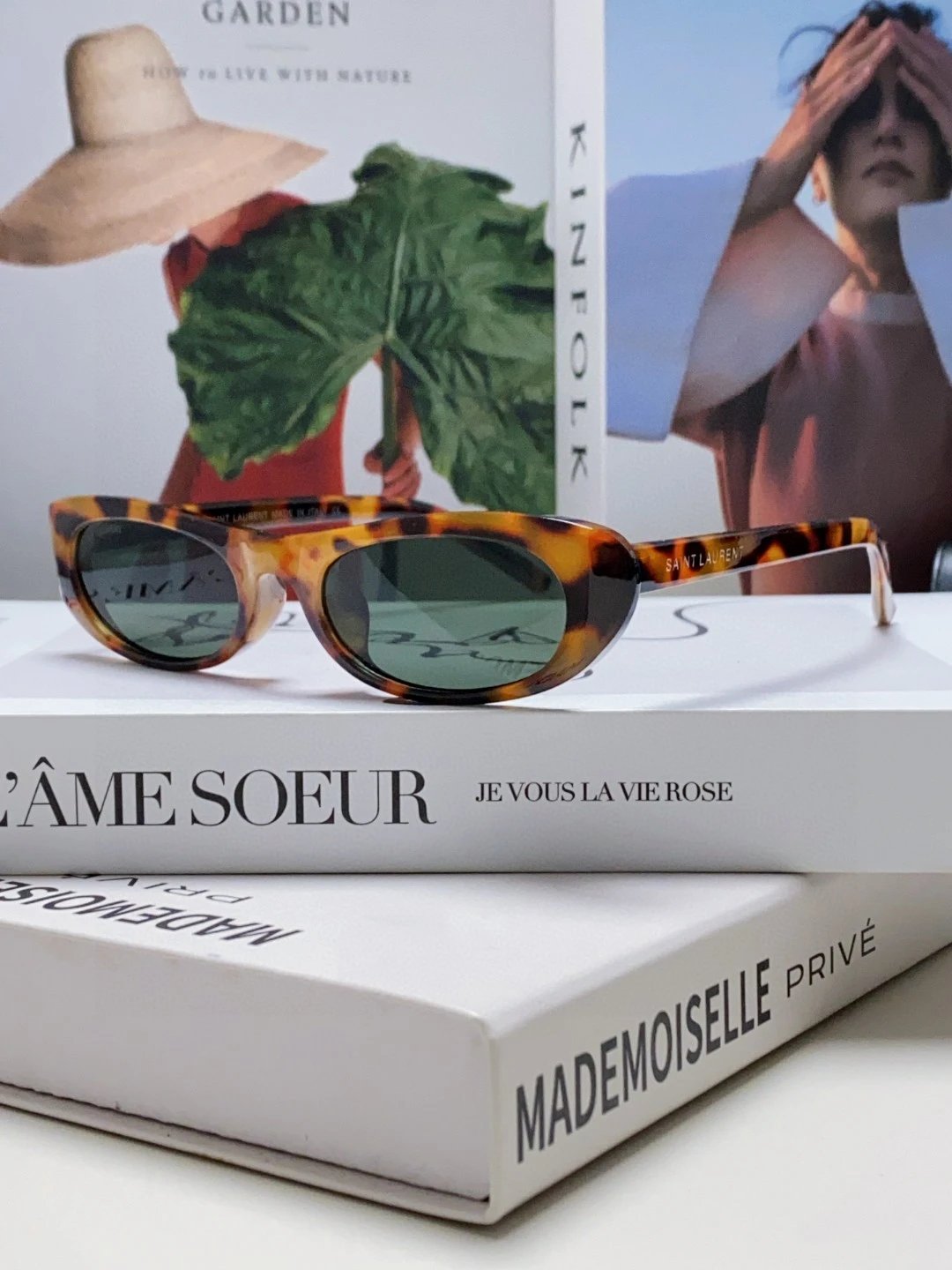 YSL Sunglasses Vintage Oval Small Frame Sunglasses Slimming No Prescription UV Protection Women Driving Beach Fishing25ss New Sports Casual Versatile