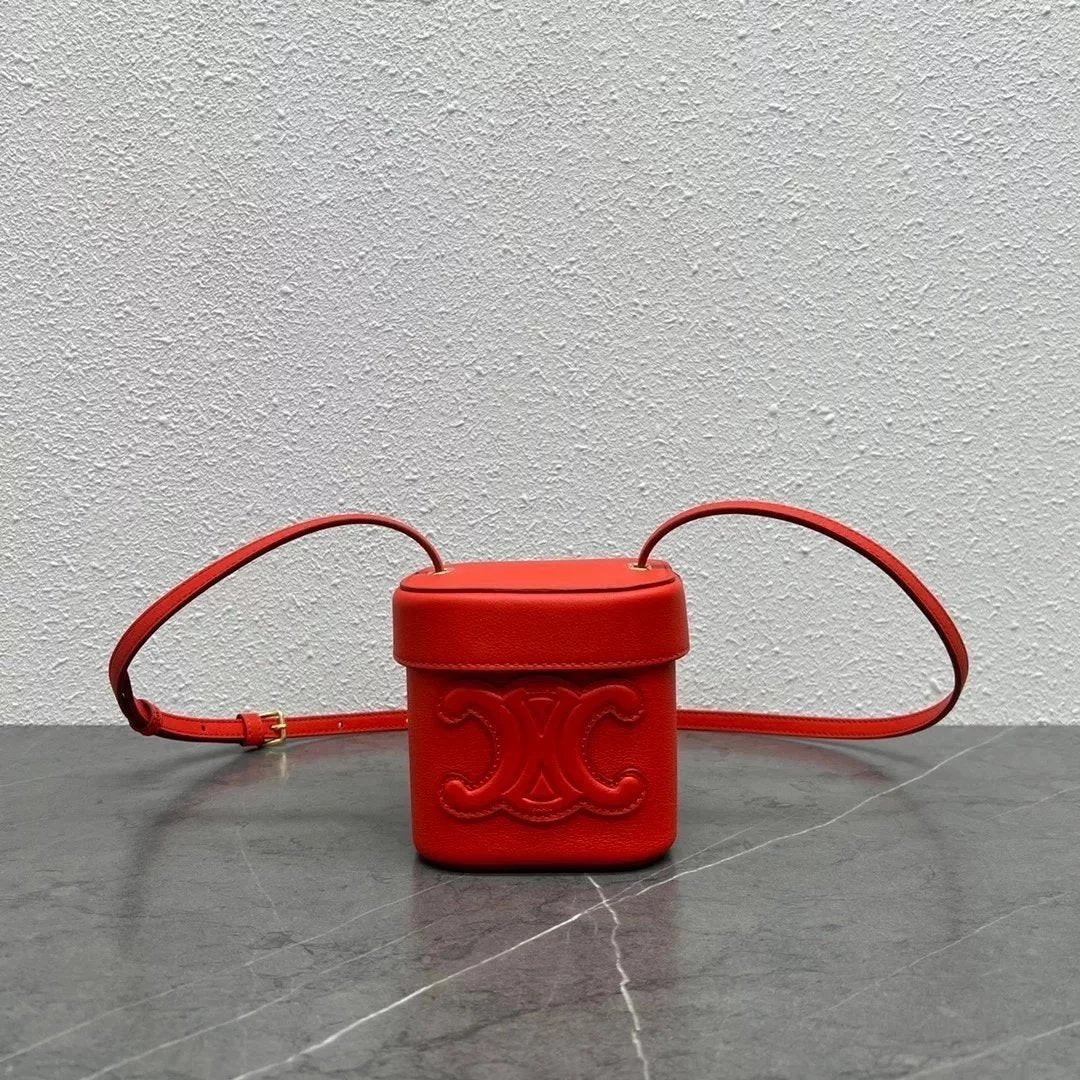 Celine women's bag Top version 【Version】New Product2022Spring and Summer New BOXTRIOMPHE Series Handbag Arc De Triomphe mini Bucket Bag New Color Multi-Profile Three-Dimensional Small Bucket Portable Small Messenger Bag Women's Bag