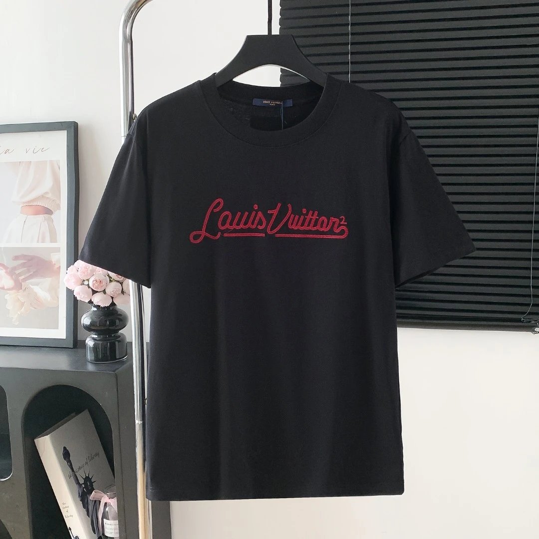 Louis Vuitton LV T-shirt Chest Letter Embroidery logo round Neck Short Sleeve25ss New Pure Cotton Unisex Style T T-shirt OS Loose Fit Base Shirt Top Half Sleeve T-Shirt
