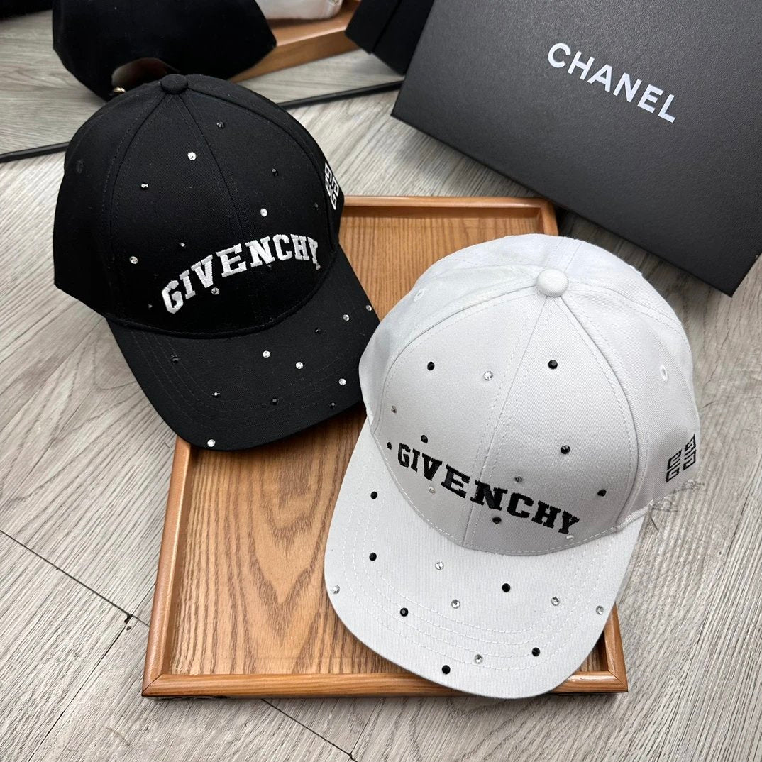 Givenchy Hat Letter Printing logo Baseball Cap Sun Protection Visor Cap Large Head Circumference Versatile Sports Hat Slimming Face Curved Brim Unisex Couple Style