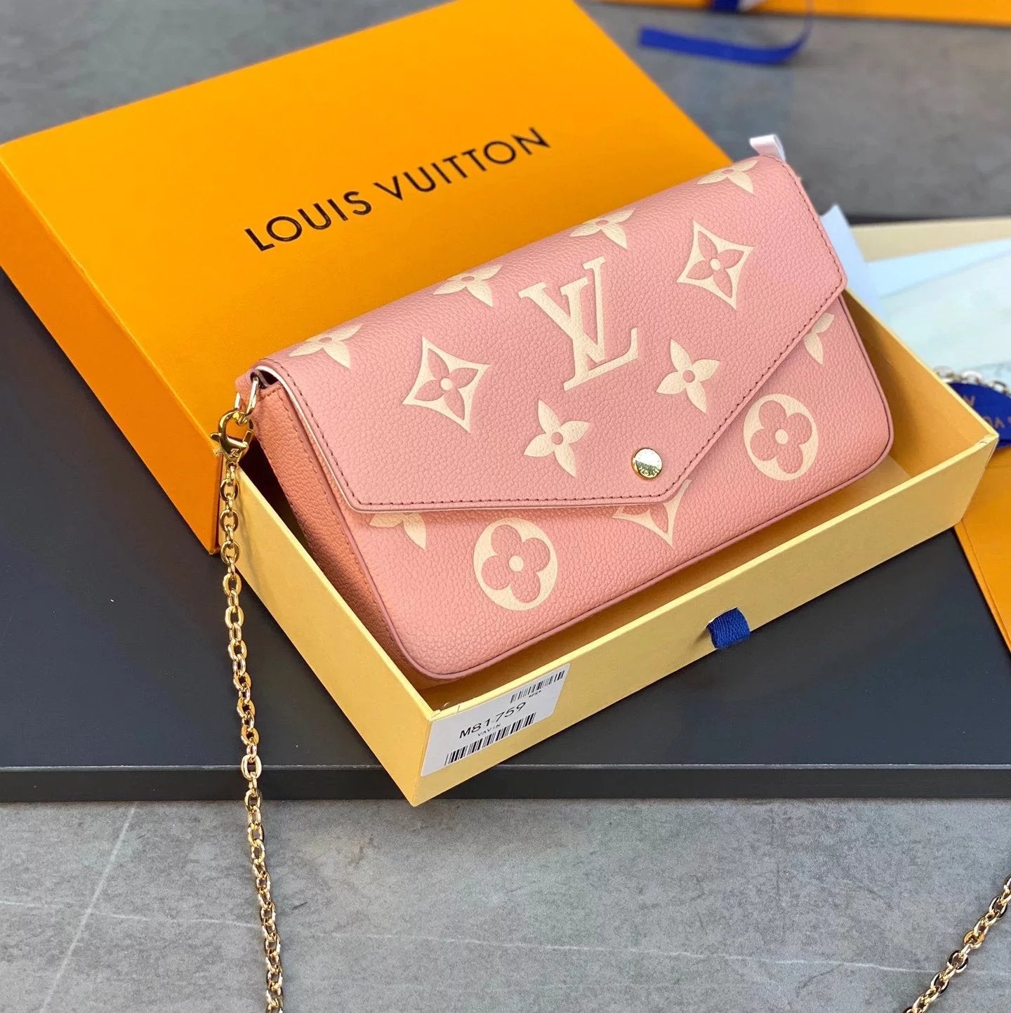 Louis Vuitton LV Women's Bag Top version New felicie Presbyopic Three-in-One Mahjong Bag Envelope Package Clutch Card Holder Wallet Mobile Phone Bag Chain Bag Crossbody Women's Shoulder Bag M61276M640648135981759