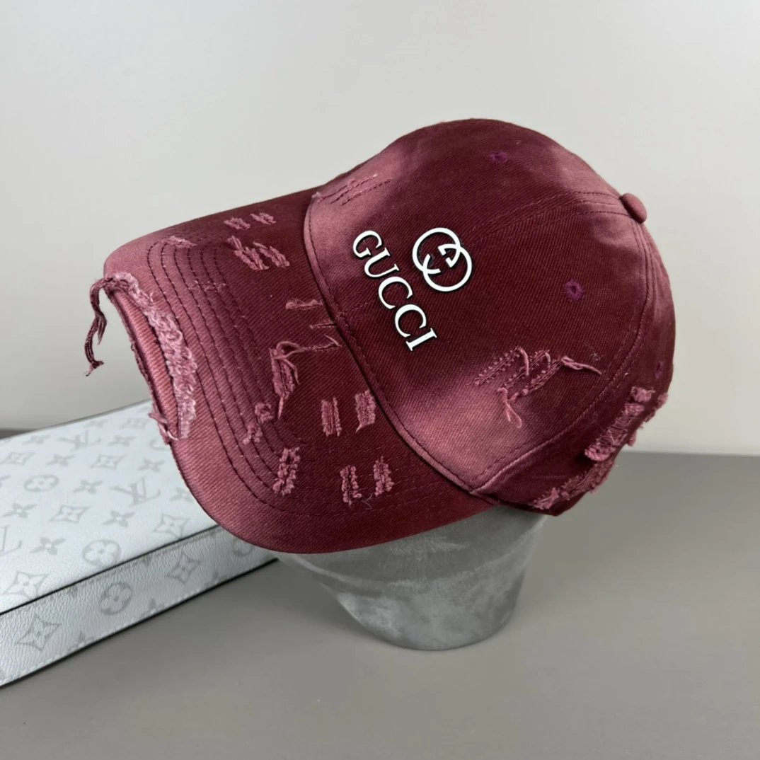 Gucci Hat Letter Printing logo Ripped Baseball Cap Sunshade Sun Protection Duckbill Cap Large Head Circumference Slimming Face Curved Brim Versatile Sports Hat Unisex Couple Style