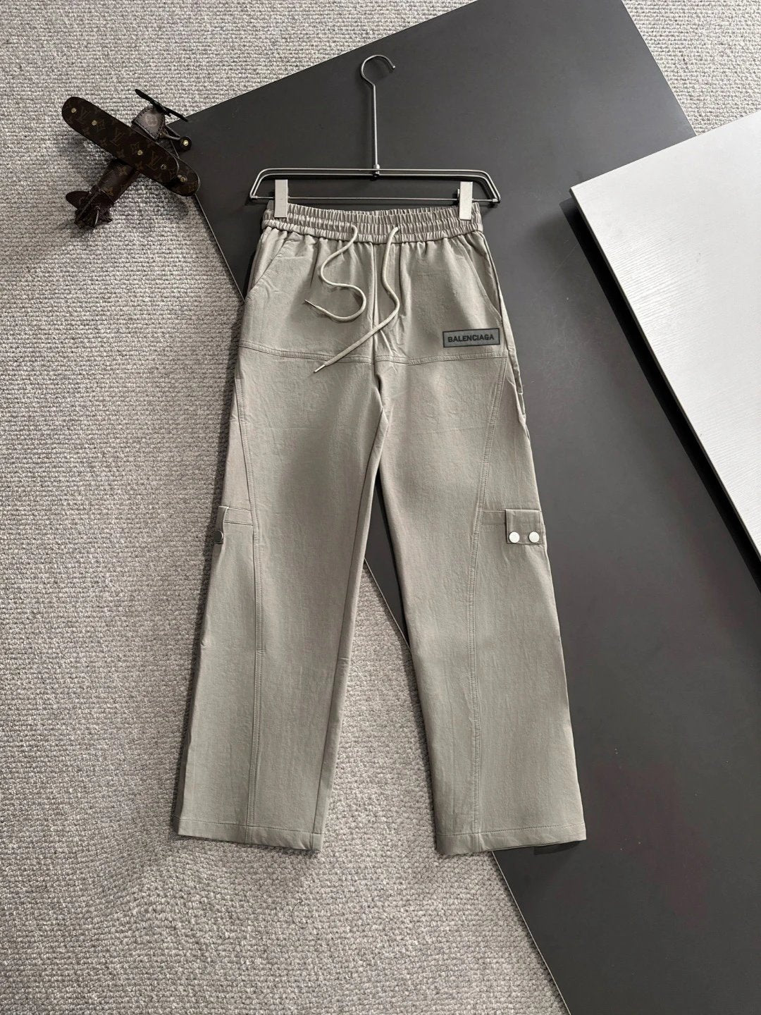 Balenciaga Sweatpants Front Letter Horizontal Stripes logo Straight-leg Sweatpants25ss Spring Summer New Unisex Versatile Plus Size Sports Casual Loose Fit Pants