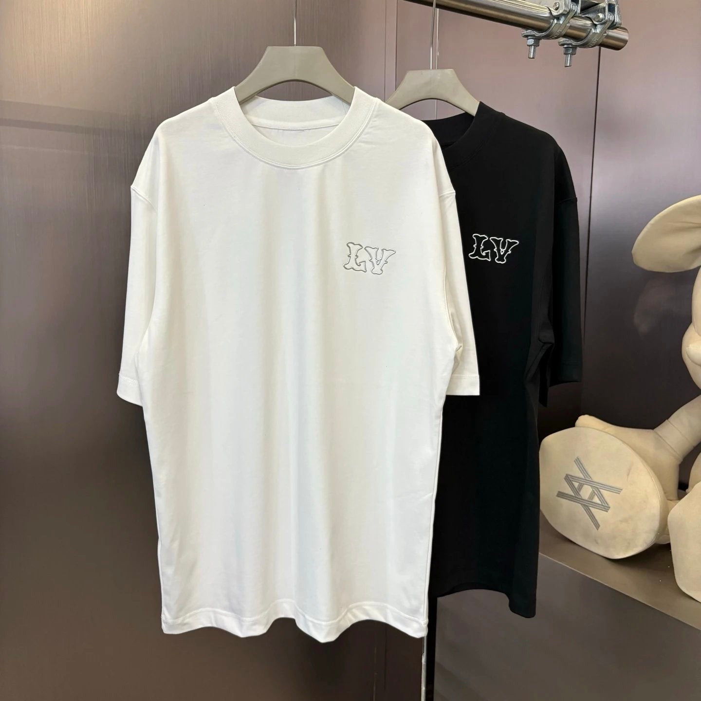 Louis Vuitton LV T-shirt Chest Brand Letters logo round Neck Short Sleeve25ss New pure cotton T Unisex T-Shirt OS Loose Fit Base Shirt Top Half Sleeve T-Shirt