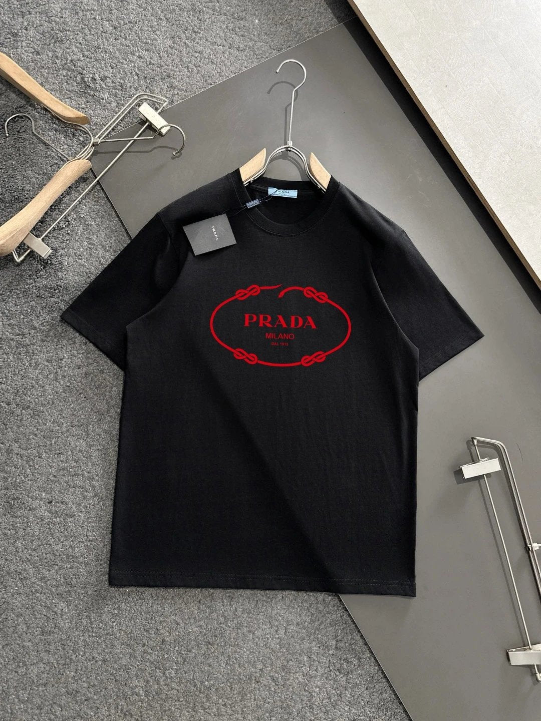 PRADA T-shirt Chest Letter Pattern Print logo round Neck Short Sleeve25ss New Pure Cotton Unisex Style T T-shirt OS Loose Fit Base Shirt Half Sleeve T-Shirt Top Half Sleeve