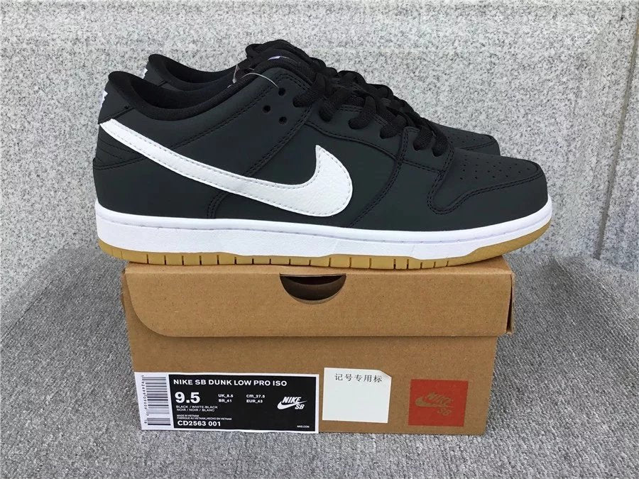 Nike Dunk Low shoes