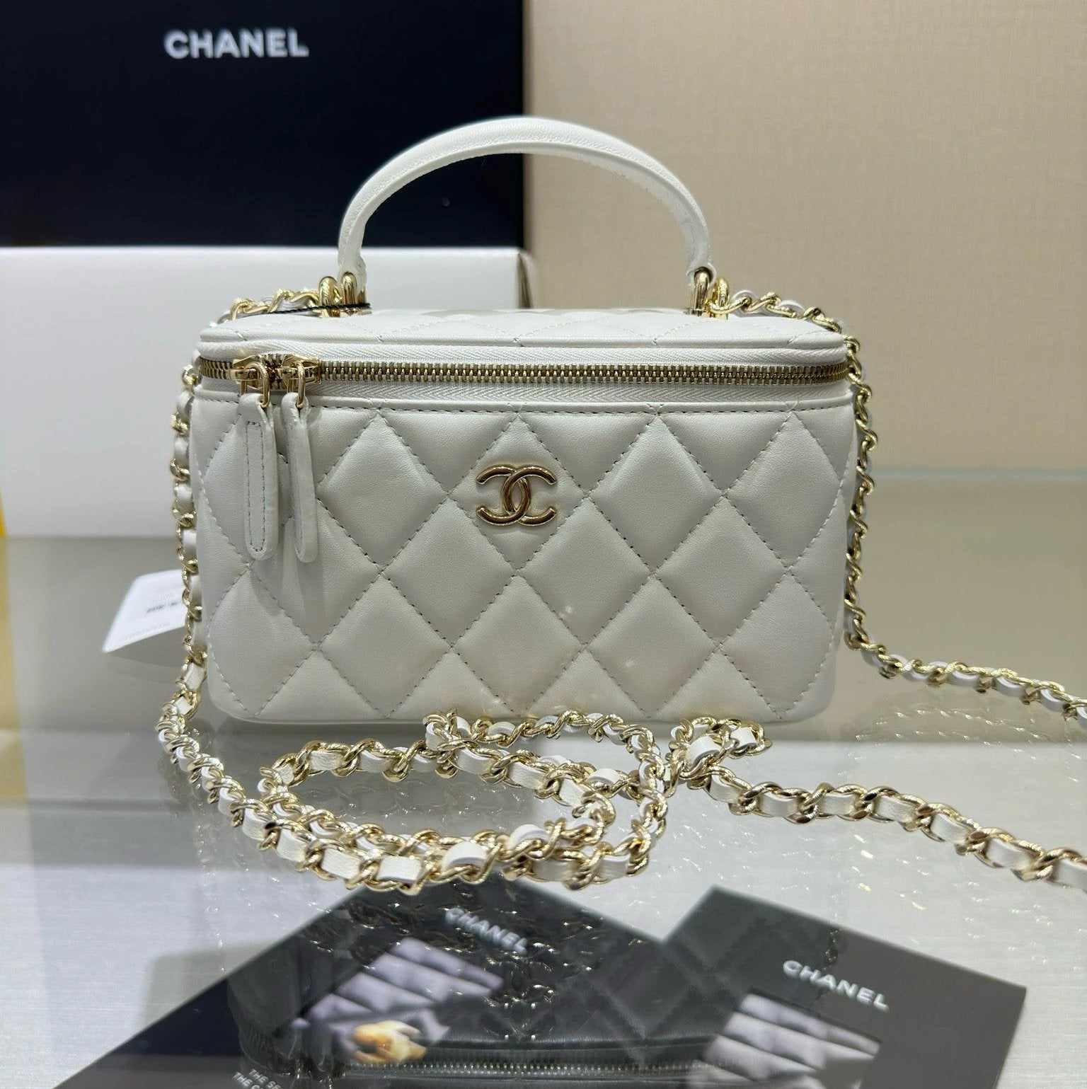 Chanel Women's Bag Top version 【Original Leather Upgraded Version】Home New24P New Color Box Bag Series Original Sheepskin Bag Lipstick Pack Cosmetic Bag Small Box Bag Box Bag Intrazone Mirror Bag Style New Women Bag Handle Box Bag Leisure Bag Shoulder Bag