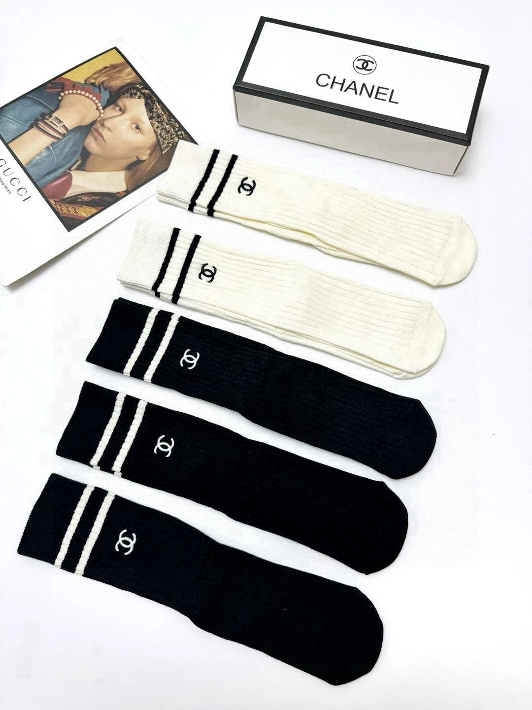 PRADA Sock 【a Box5Double】Classic Letters logo Embroidered Mid-Calf Socks Pure Cotton Breathable Fashion25ss New Cotton Socks Spring Summer Autumn Sports Casual Versatile Business Thin Deodorant Sweat-Absorbing