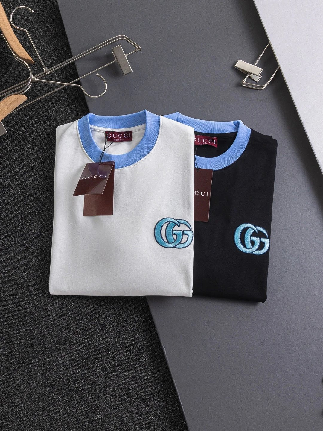 Gucci T-shirt Two-tone chest design G Letter Embroidery logo round Neck Short Sleeve25ss New pure cotton T Unisex T-Shirt OS Drop Shoulder Loose Fit Base Shirt Top T-Shirt Short Sleeve