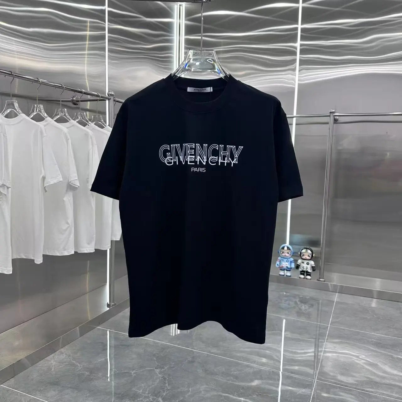 Givenchy T-shirt Front and Rear Personalized Overlapping Letter Printing logo round Neck Short Sleeve25ss New Pure Cotton Unisex Style T T-shirt OS Loose Fit Base Shirt Half Sleeve T-Shirt Top Half Sleeve