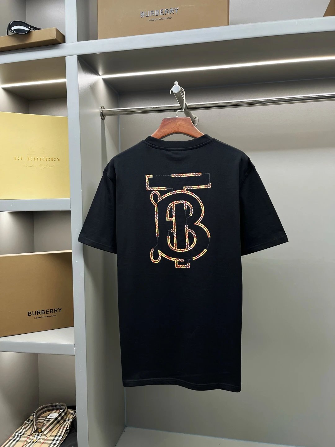 Burberry T-shirt TB Embroidery with Post-Print logo round Neck Short Sleeve25ss New pure cotton T Unisex T-Shirt OS Loose Fit Base Shirt Top Half Sleeve T-Shirt