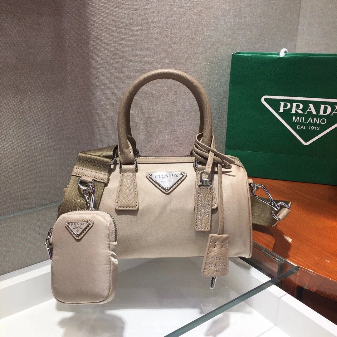 PRADA Bag Top version Latest mini Boston Small Pillow Bag Medieval Underarm Bag Flap Bag Handbag Shoulder Bag Crossbody Bag Women's Bag Women's Bag1BA846