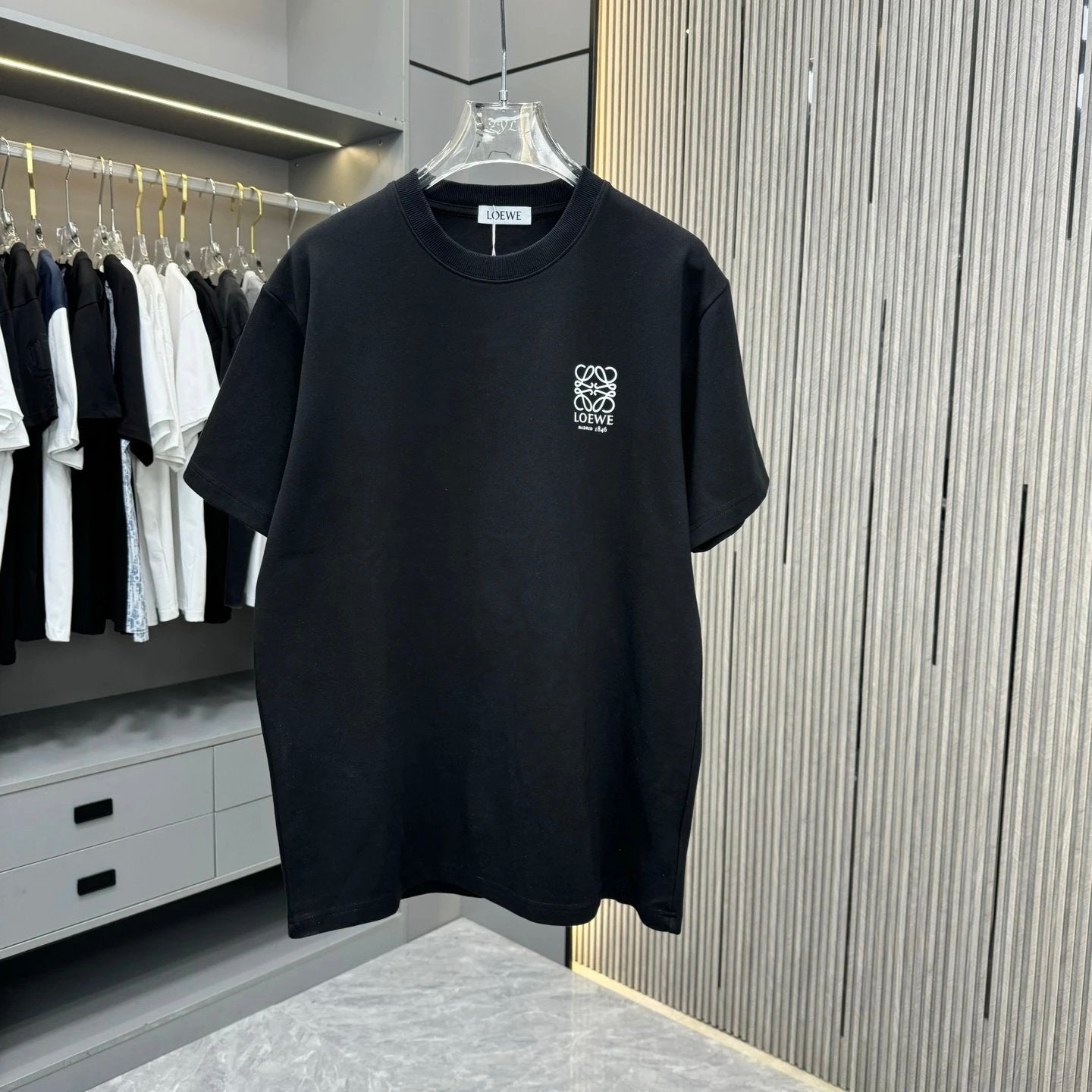 LOEWE T-shirt Back Heat Transfer Film Embossed logo round Neck Short Sleeve25ss New pure cotton T Unisex T-Shirt OS Loose Fit Base Shirt Top Half Sleeve T-Shirt