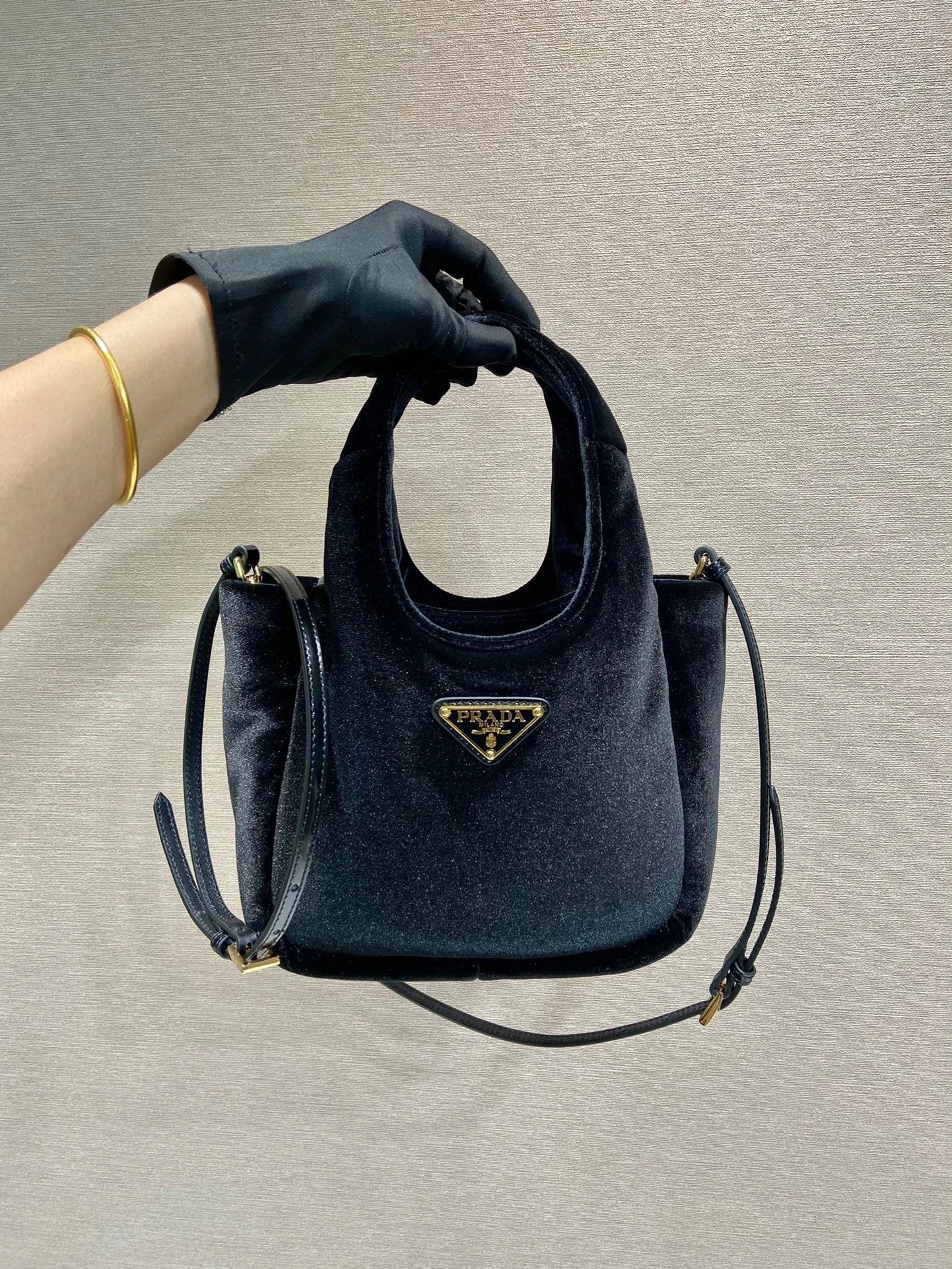 PRADA Bag Top version Latest mini Vegetable Basket Adopts Imported Velvet Bucket Bag with Imported Sheepskin Compartment Multi-Layer Handbag Chain Bag Messenger Bag Shoulder Bag Underarm Bag Handbag Women's Bag1BA349