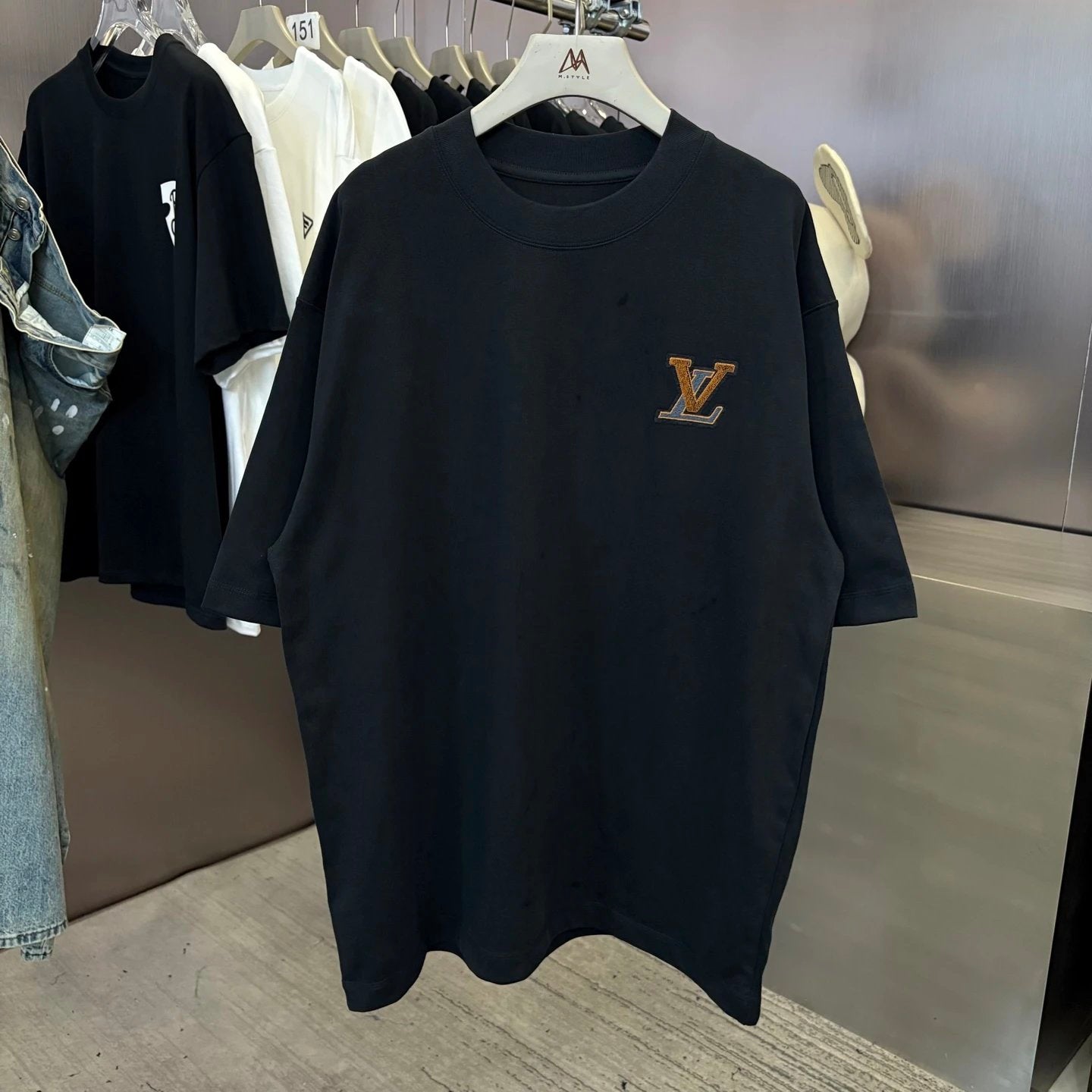 Louis Vuitton LV T-shirt Chest Letter Embroidery logo round Neck Short Sleeve25ss New Pure Cotton Unisex Style T T-shirt OS Loose Fit Base Shirt Top Half Sleeve T-Shirt