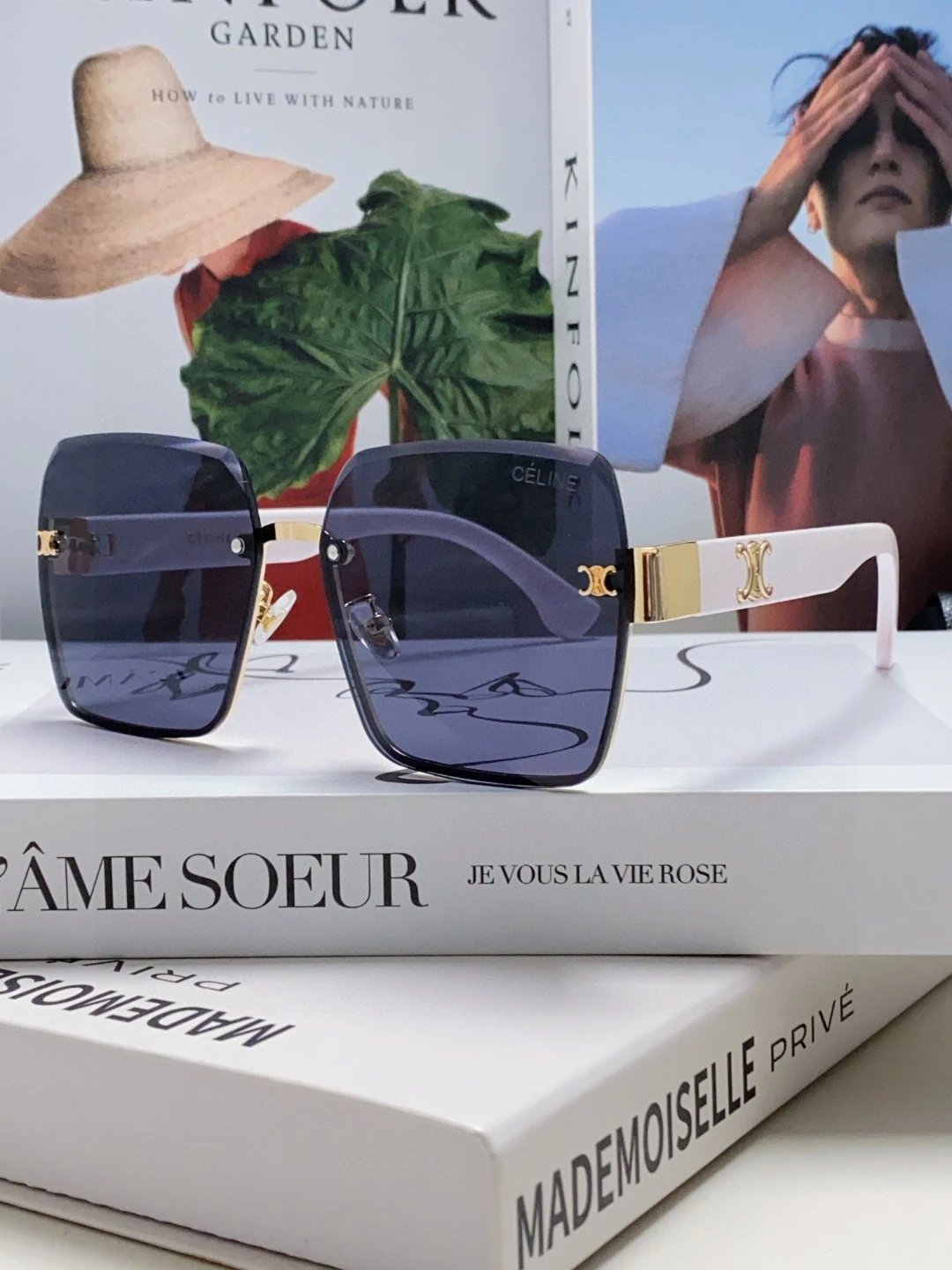 Celine Sunglasses Gold Label Temple Sunglasses Slimming Non-Prescription Unisex Couple Style UV Protection Driving Beach Fishing25ss New Sports Casual Versatile