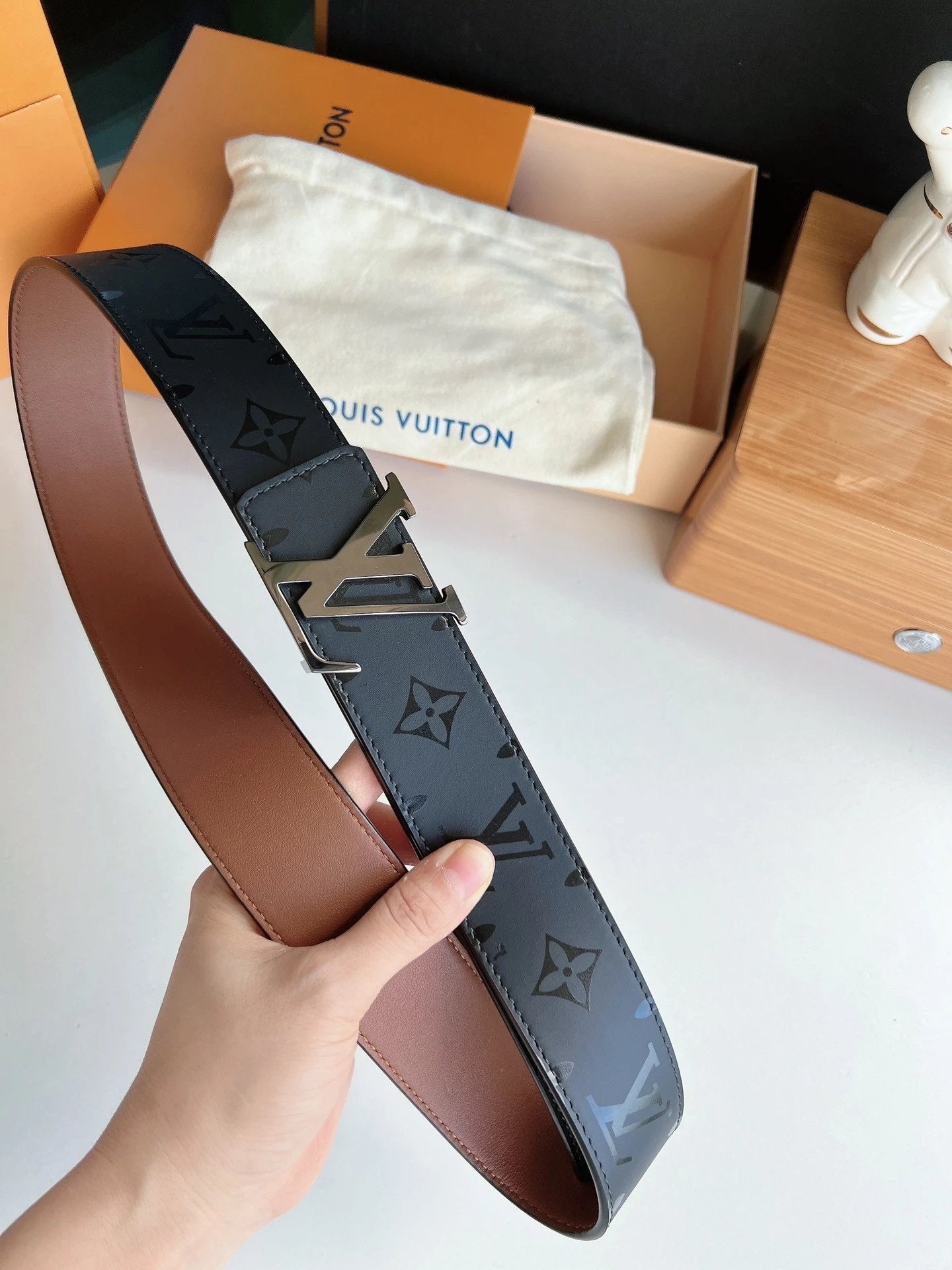 Louis Vuitton LV Belt Top version Original Imported Vegetable Tanned Leather**Original Order Men's Leather Belt Presbyopic Classic Belt Men's Business Casual Chessboard Plaid Belt Pant Belt Ferragamo Kuqi