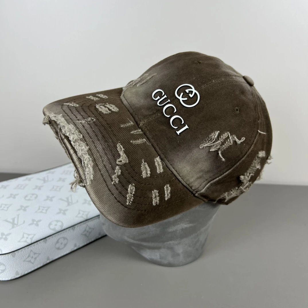 Gucci Hat Letter Printing logo Ripped Baseball Cap Sunshade Sun Protection Duckbill Cap Large Head Circumference Slimming Face Curved Brim Versatile Sports Hat Unisex Couple Style