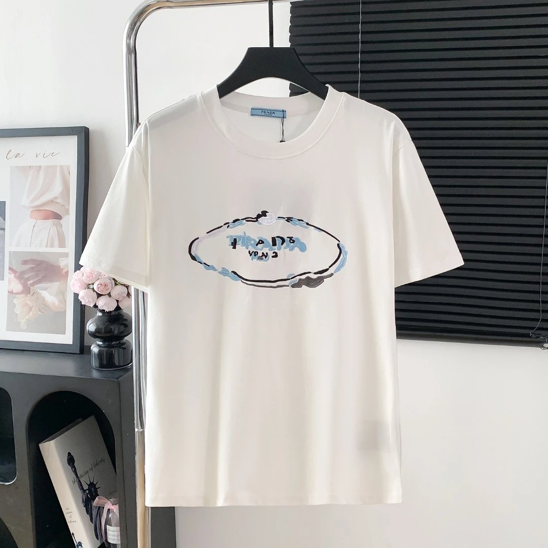 PRADA T-shirt Chest Letter Embroidery logo round Neck Short Sleeve25ss New Pure Cotton Unisex Style T Casual T-Shirt Base Layer Shirt OS Loose Fit Half Sleeve Top Plus Size