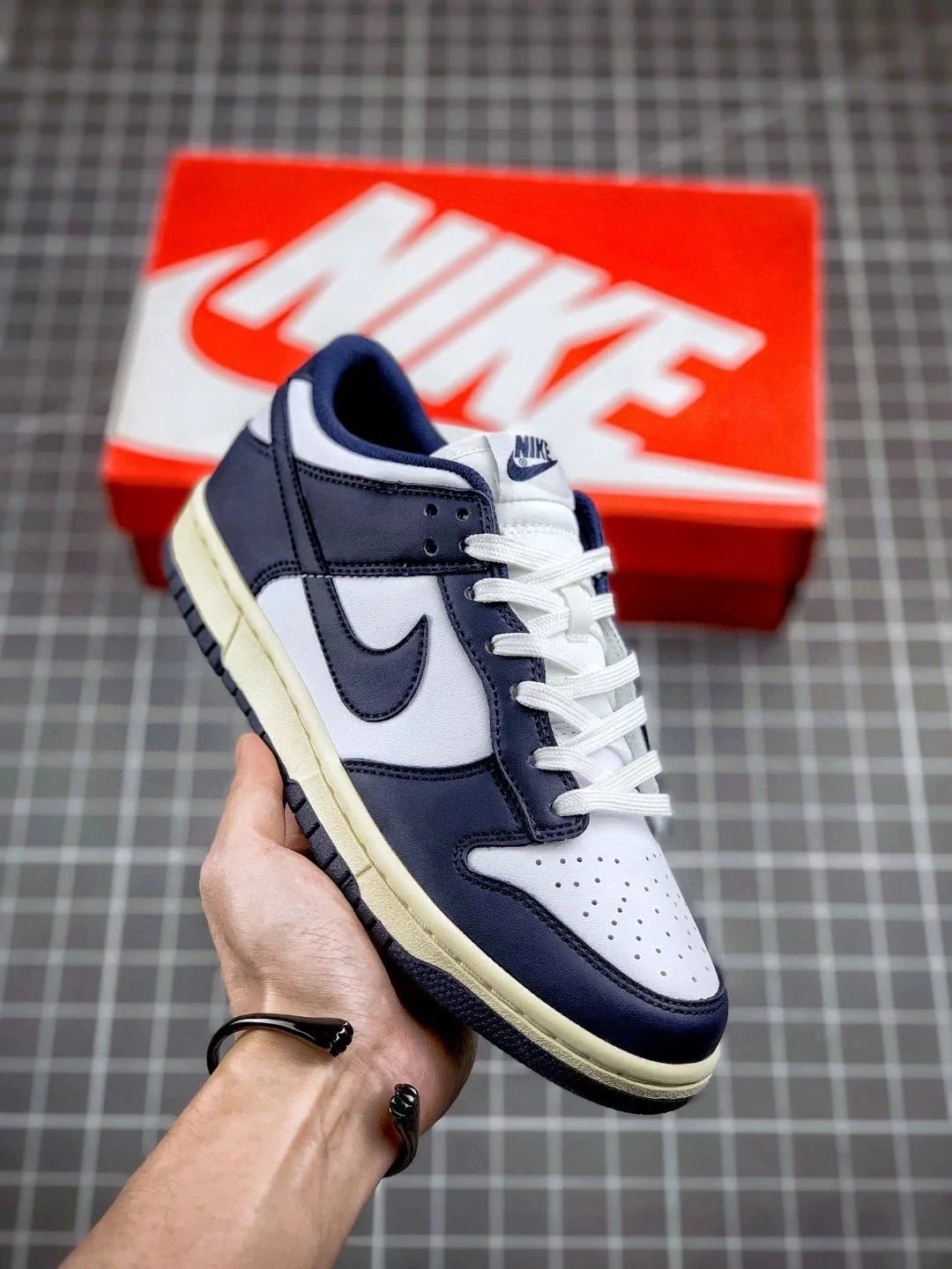 Nike Dunk Low shoes