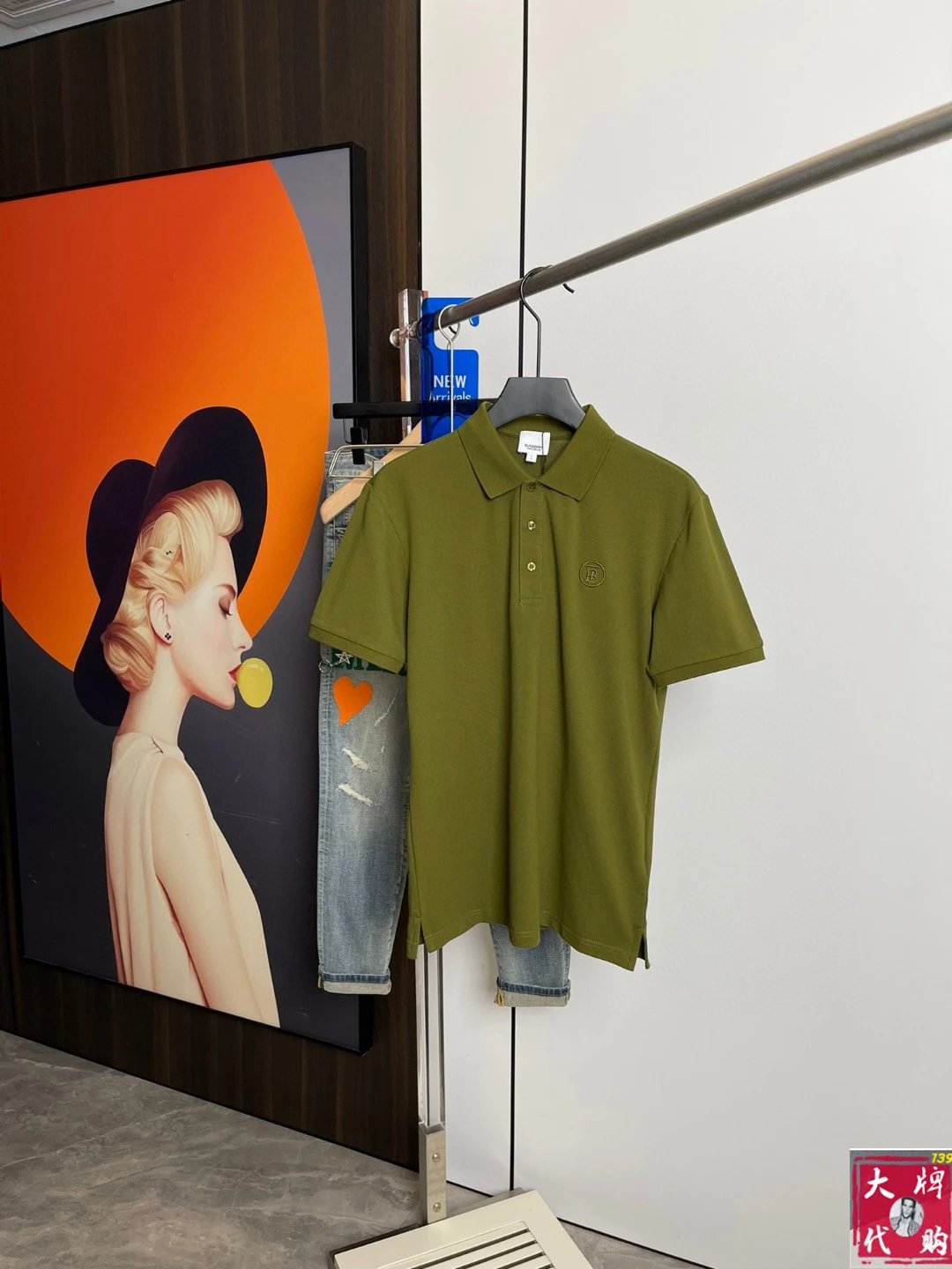 Burberry T-shirt Chest logo Embroidery POLO Short Sleeve Turn-down Collar Shirt Unisex Summer Solid Color Loose Fit T Business Commuter Short Sleeve Shirt Plus Size