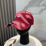 Alo Yoga Hat Classic Letters logo Baseball Cap Sunshade Sun Protection Duckbill Cap Unisex Couple Style Large Head Circumference Slimming Face Curved Brim Versatile Sports Hat