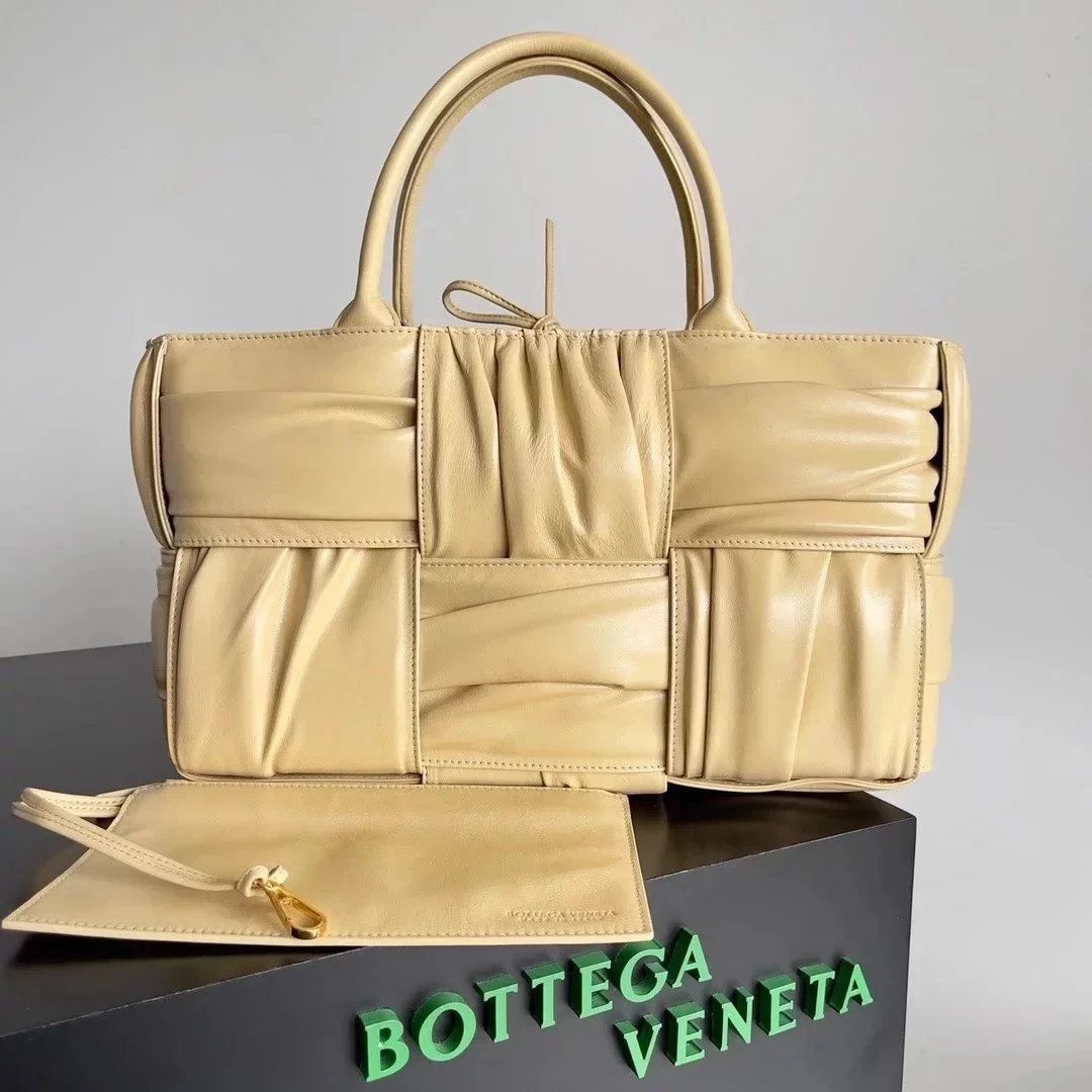 Bottega Veneta Women's Bag Top version 【Super High Version Original Factory】2023Early Spring New Home Arco Pleated Tote Bag Tote Bag New Arco Tote Bag Shopping Bag Mummy Bag Large Handbag Mini Tote Vegetable Basket Bag Woven Bag Woven Tote Bag Women's Bag