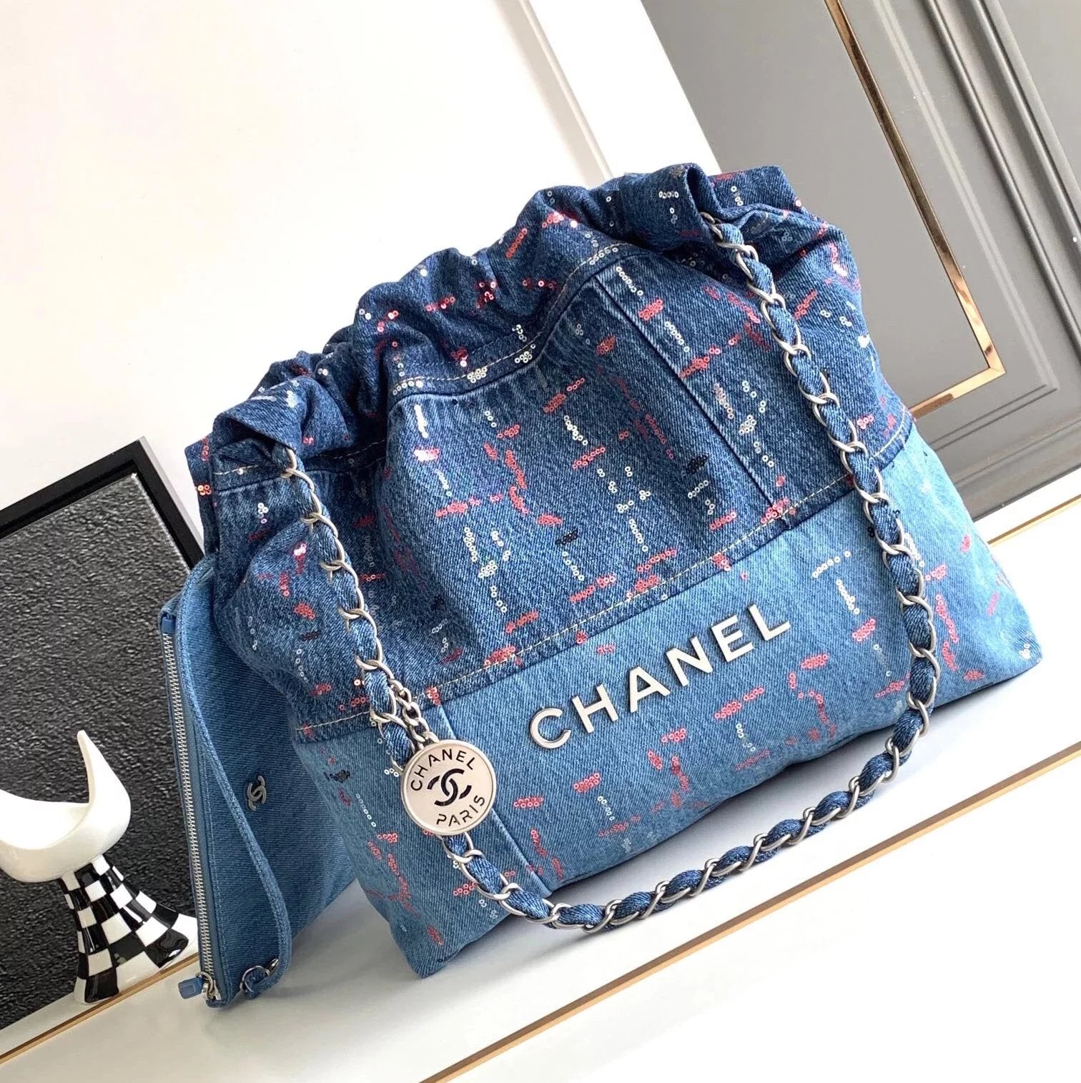 Chanel Women's Bag Top version 【Super Original Leather】l/Small23A Handmade Embroidered Sequins22bag Denim Garbage Bag Small Size Medium Size22bag Handbag New Denim Denim Garbage Pack Tote Bag Shopping Bag Bucket Bag Messenger Bag Handbag Shoulder Bag New