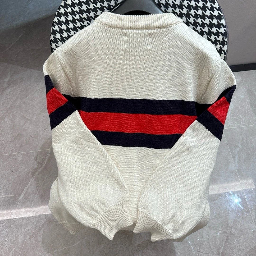 Gucci Sweater American College Style Retro Round Neck Sweater with Interlocking Buttons on the Chest g Flame Letter Towel Embroidery logo Unisex Jacket