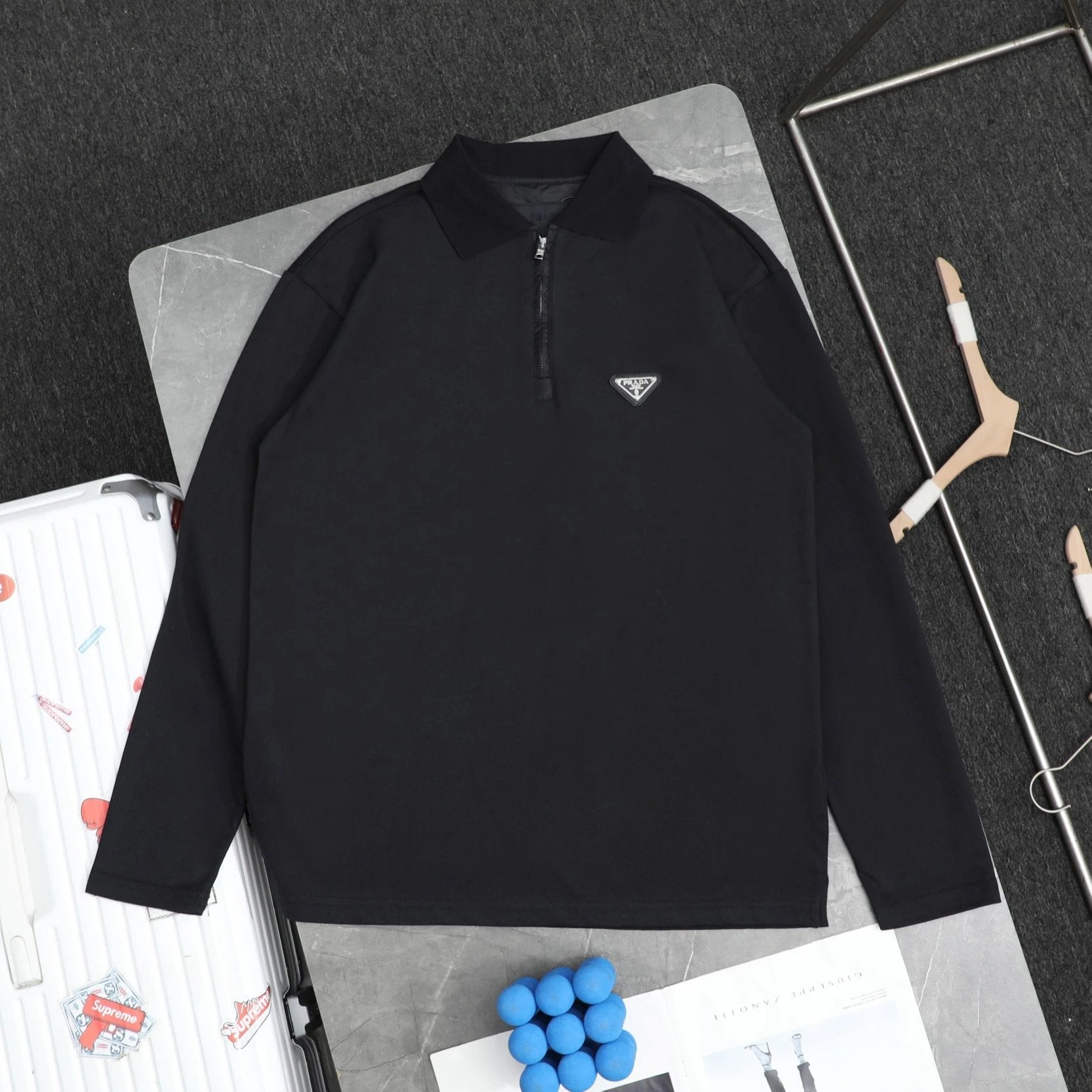 PRADA Hoodie ·Triangle Logo Zipper Long Sleeve Crew Neck Sweatshirt Long Sleeve Base Shirt Jacket Top Fashion Unisex Sports Casual Loose Versatile Autumn Winter New Arrival