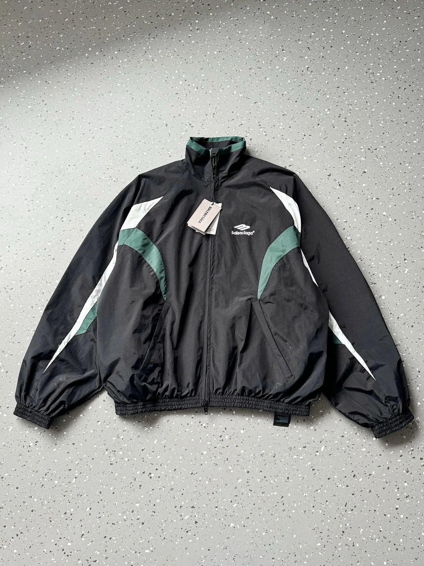 Balenciaga Jackets Chest3B Series Embroidery logo Short Coat25ss Spring Summer New Towel Embroidery American Style Letter Unisex Street Jacket