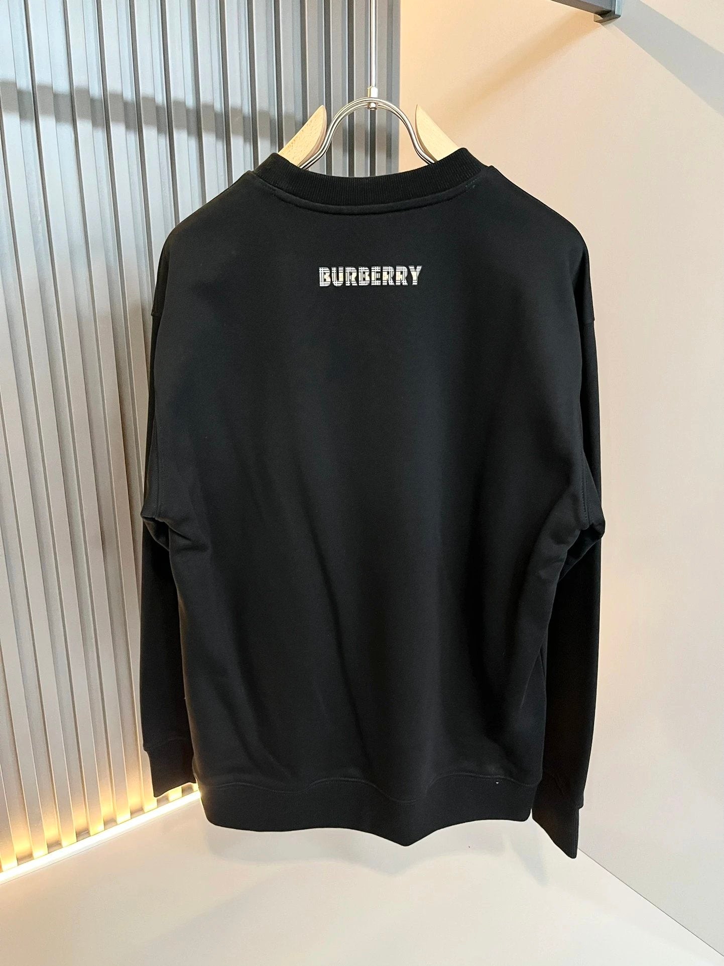 Burberry Hoodie Printed Crewneck Sweatshirt Pure Cotton Casual Loose Fit Versatile Pullover Sportswear Top os Unisex Inner Layer Design24ss Autumn and Winter New Products