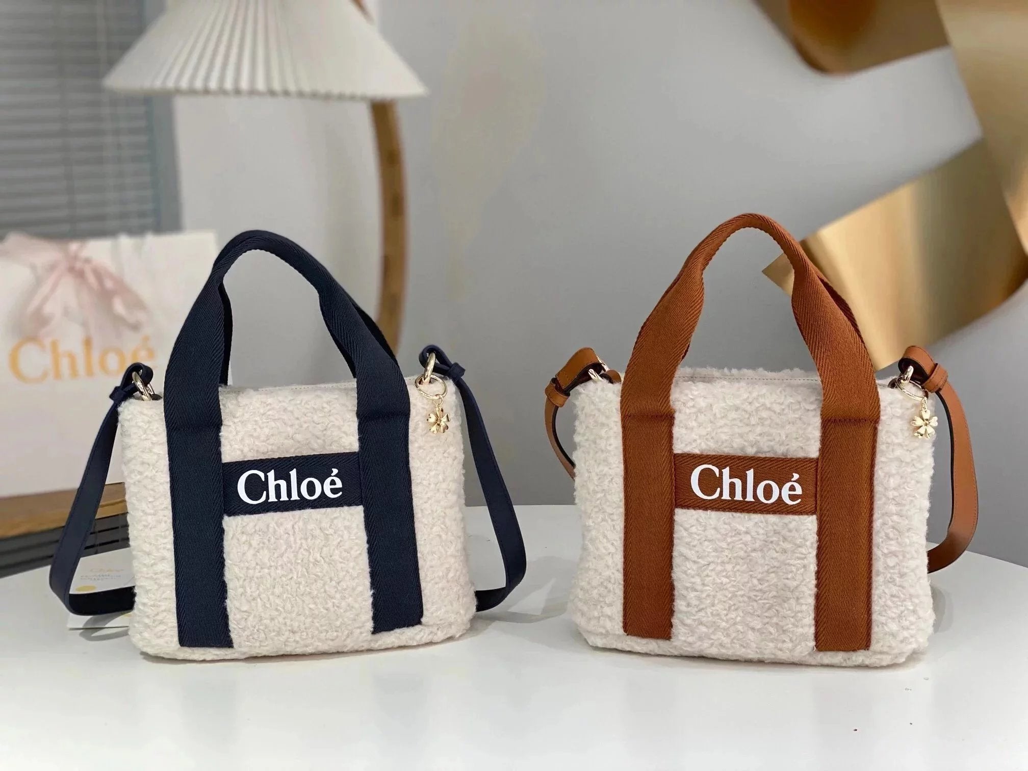 Chloe Bag Top version 【Original Factory】Autumn and Winter New Woody Lamb Fur Tote Bag Autumn and Winter New Handbag Shoulder Bag Messenger Bag New Fur Tote Bag