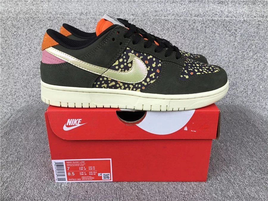 Nike Dunk Low shoes