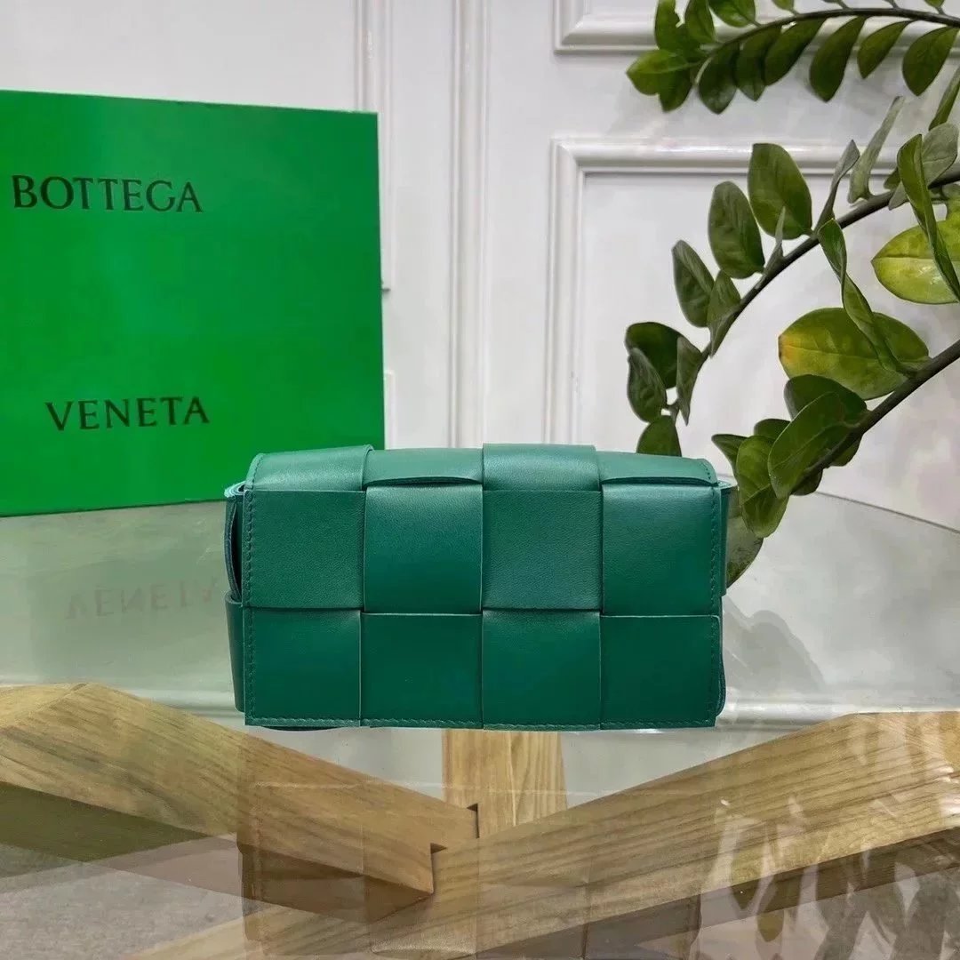 Bottega Veneta Women's Bag Top version 【Level Surrogate Shopping】New Men's Waist Bag Chest Bag Small Bag Mobile Phone Bag thebeltcassette Small Square Bag Plaid Waist Bag Chest Bag Rubik's Cube Bag8Plaid Waist Bag Men's and Women's Bags Crossbody Bag Oil