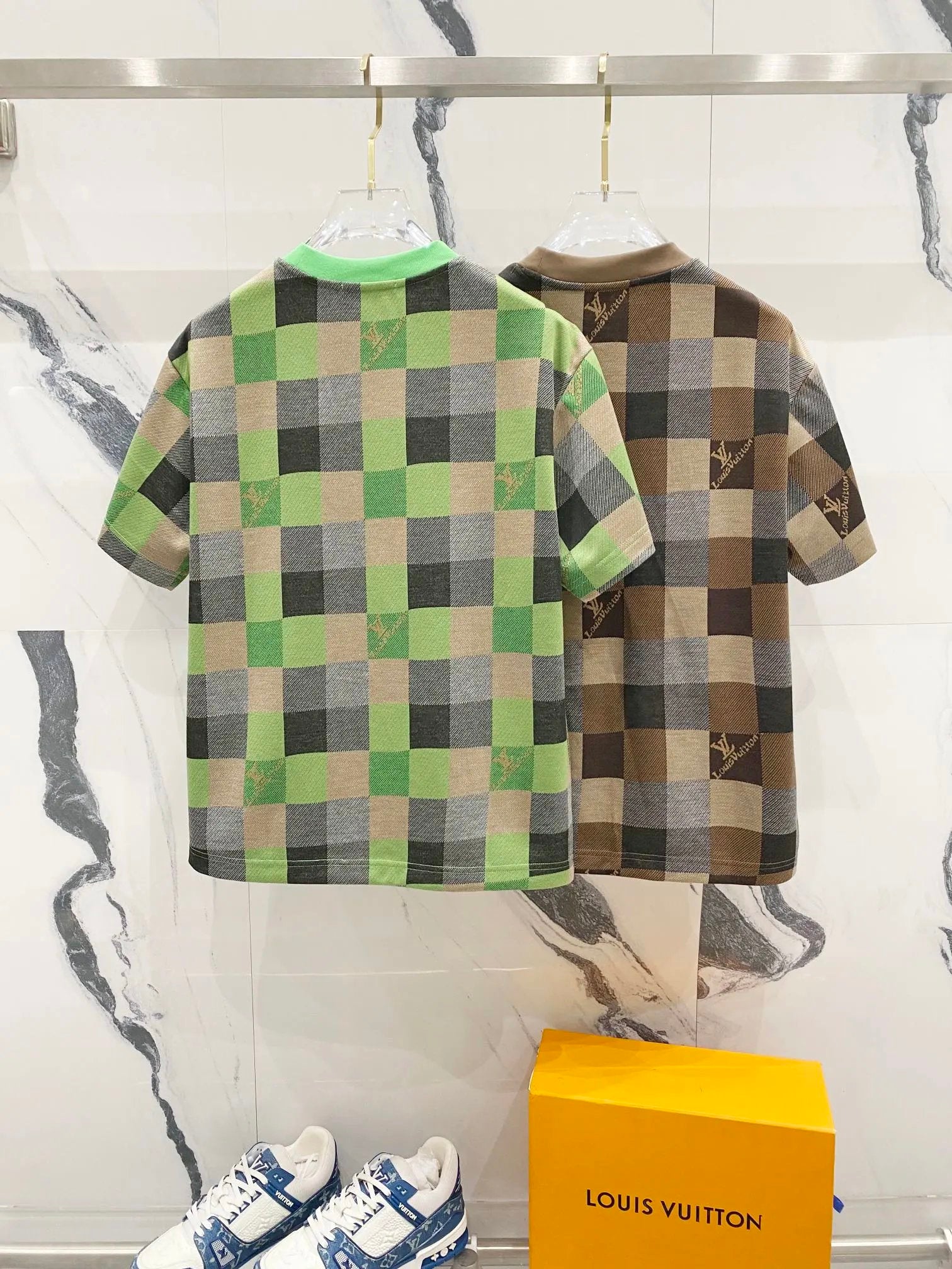 Louis Vuitton LV T-shirt Runway Style Classic Checkerboard Letter Embroidery LOGO Round Neck Short Sleeve Pure Cotton Unisex T T-shirt OS Loose Fit T-Shirt Casual Simple Base Shirt