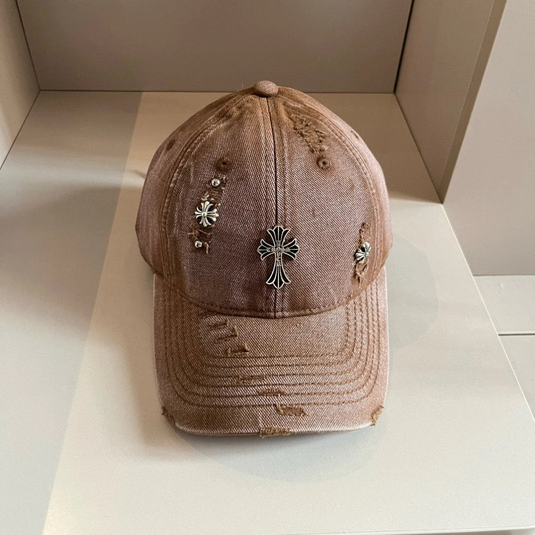 Chrome Hearts Hat Labeling logo Baseball Cap Sunshade Sun Protection Duckbill Cap Large Head Circumference Slimming Face Curved Brim Versatile Sports Hat for Men and Women Couples Same Style