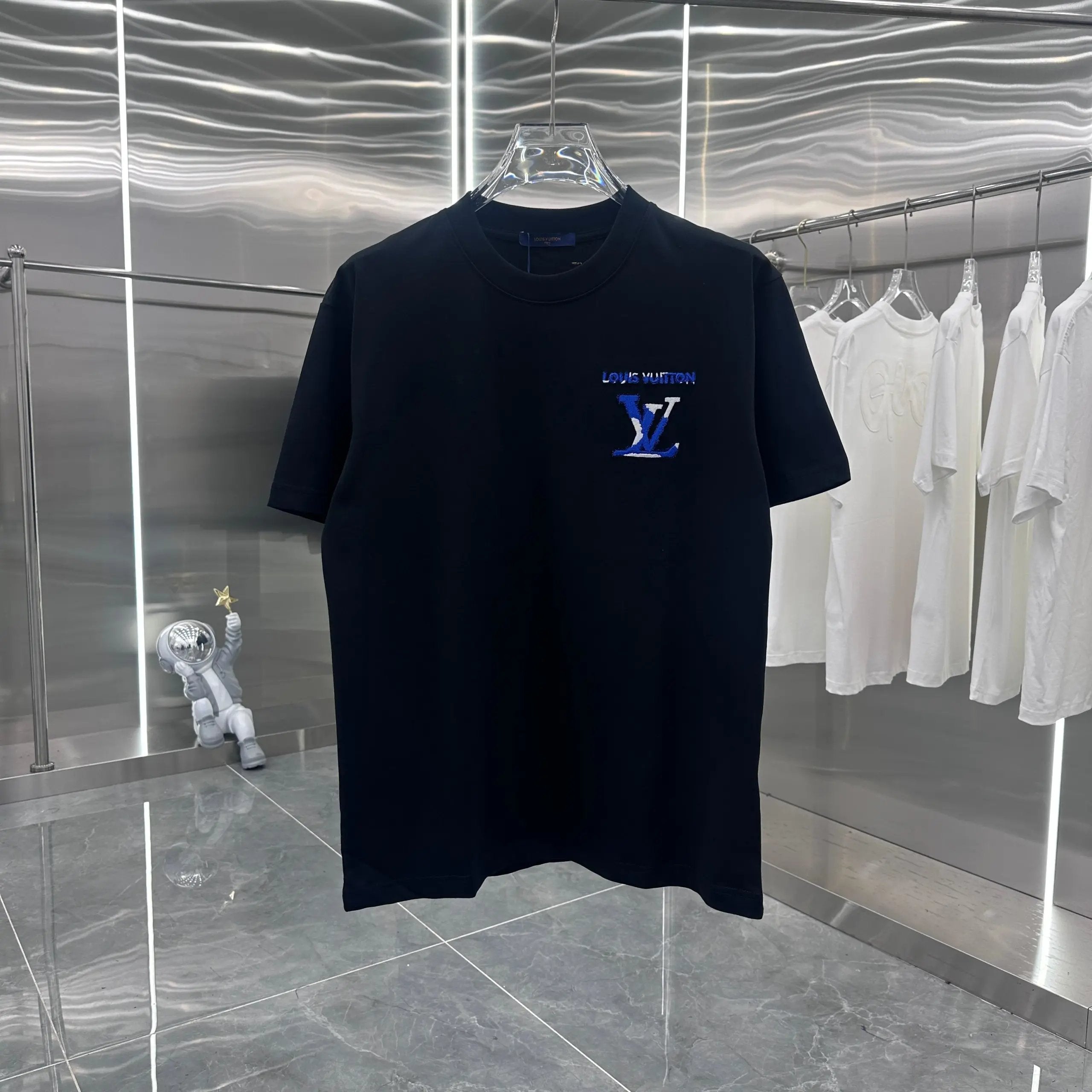 Louis Vuitton LV T-shirt Front Color Block Overlapping Embroidery logo round Neck Short Sleeve25ss New pure cotton T Unisex T-Shirt OS Drop Shoulder Loose Fit Base Shirt Top T-Shirt Short Sleeve