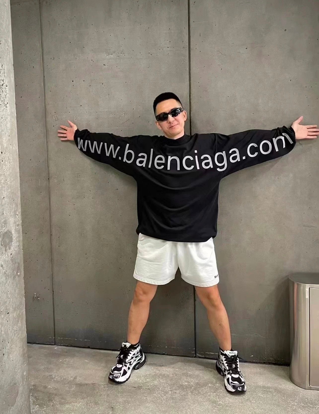 Balenciaga Hoodie 24FW Website Printed Long Sleeve T Pullover Sweatshirt Unisex Sports Casual Loose Fit Versatile New Autumn Winter Collection