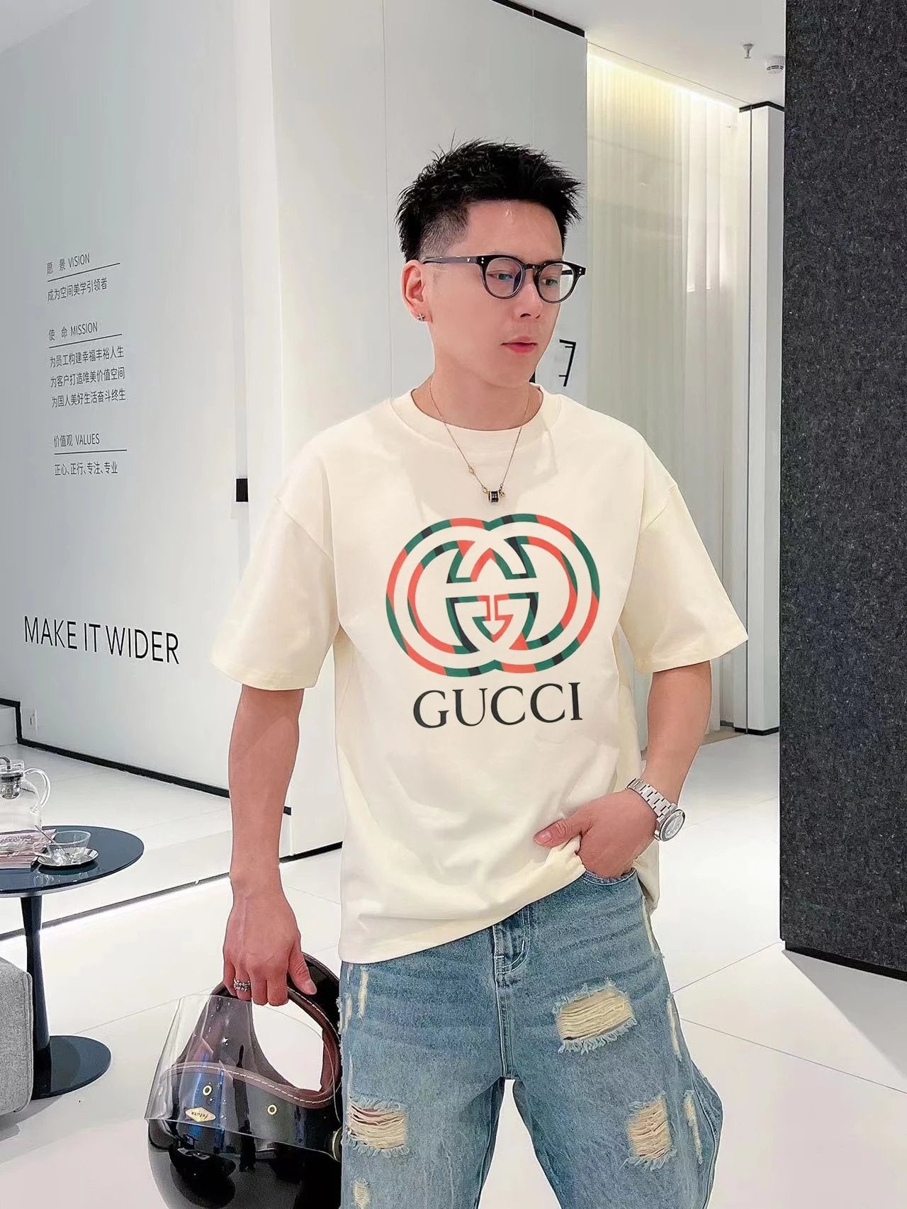 Gucci T-shirt Classic red and green G Wow Glue Thick Board logo round Neck Short Sleeve25ss New Pure Cotton Unisex Style T T-shirt OS Loose Fit Base Shirt Half Sleeve T-Shirt Top