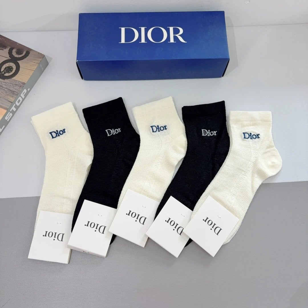 Dior Sock 【a Box5Double】Classic Letters logo Breathable and Stylish Pure Cotton Mid-Calf Socks25ss New Cotton Socks Spring Summer Autumn Thin Business Deodorant Sweat-Absorbing Sports Casual Versatile